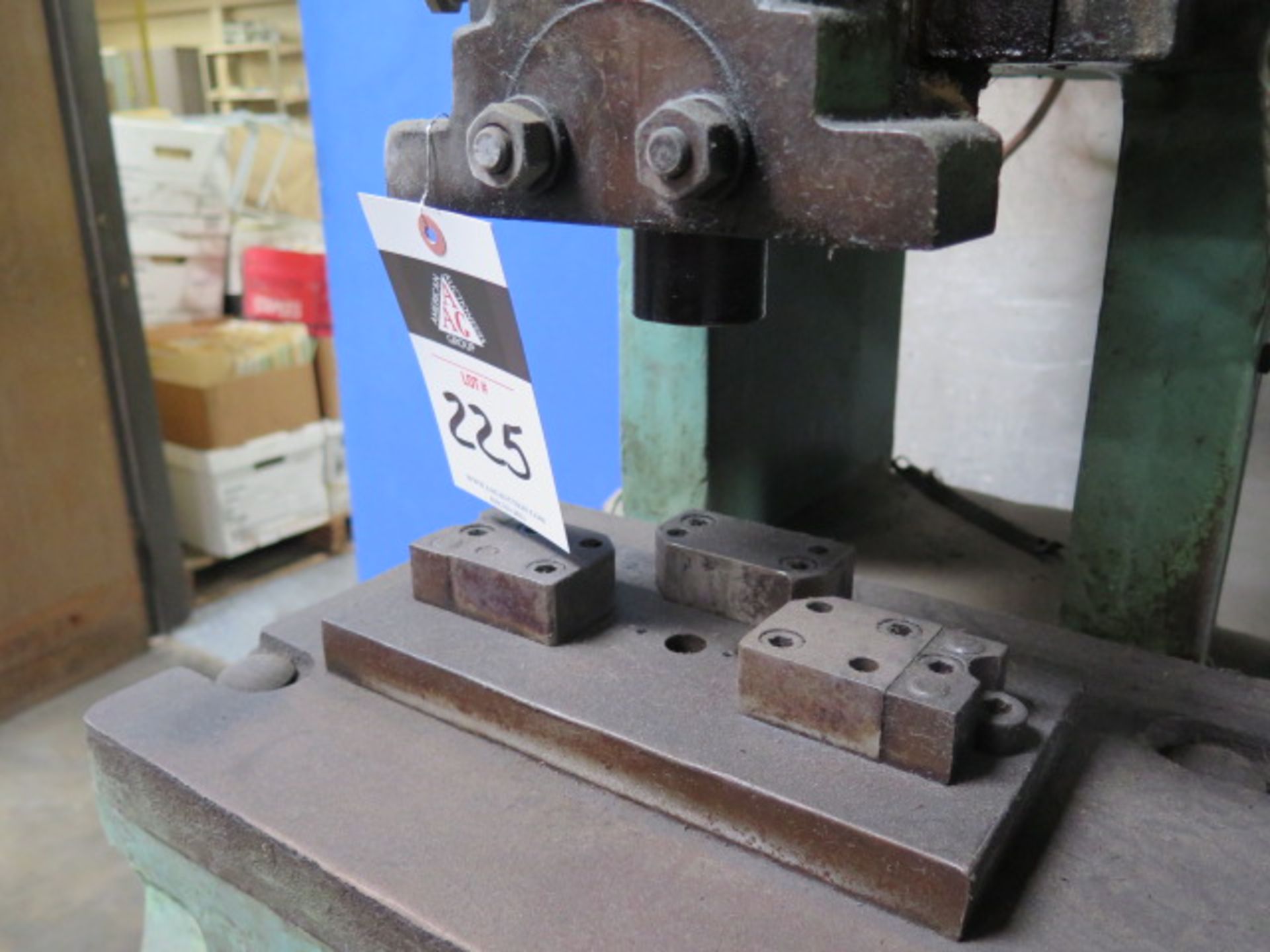 Bench Master mdl. 253 OBI Stamping Press w/ 11” x 15” Bolster Area (SOLD AS-IS - NO WARRANTY) - Image 4 of 6