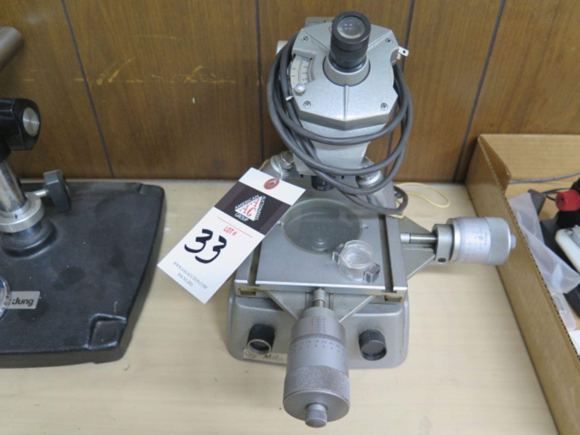 Mitutoyo BI-4 Tool Makers Microscope s/n 4351 w/ Light Source (SOLD AS-IS - NO WARRANTY)