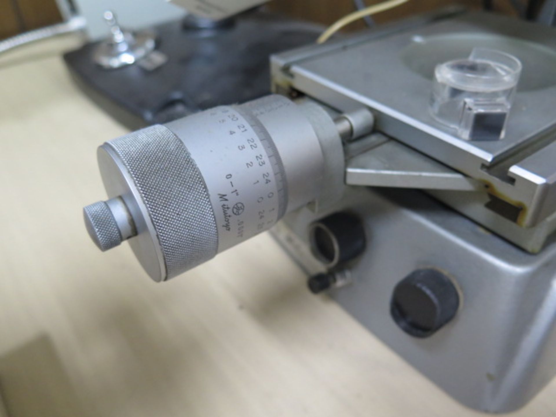 Mitutoyo BI-4 Tool Makers Microscope s/n 4351 w/ Light Source (SOLD AS-IS - NO WARRANTY) - Image 7 of 9