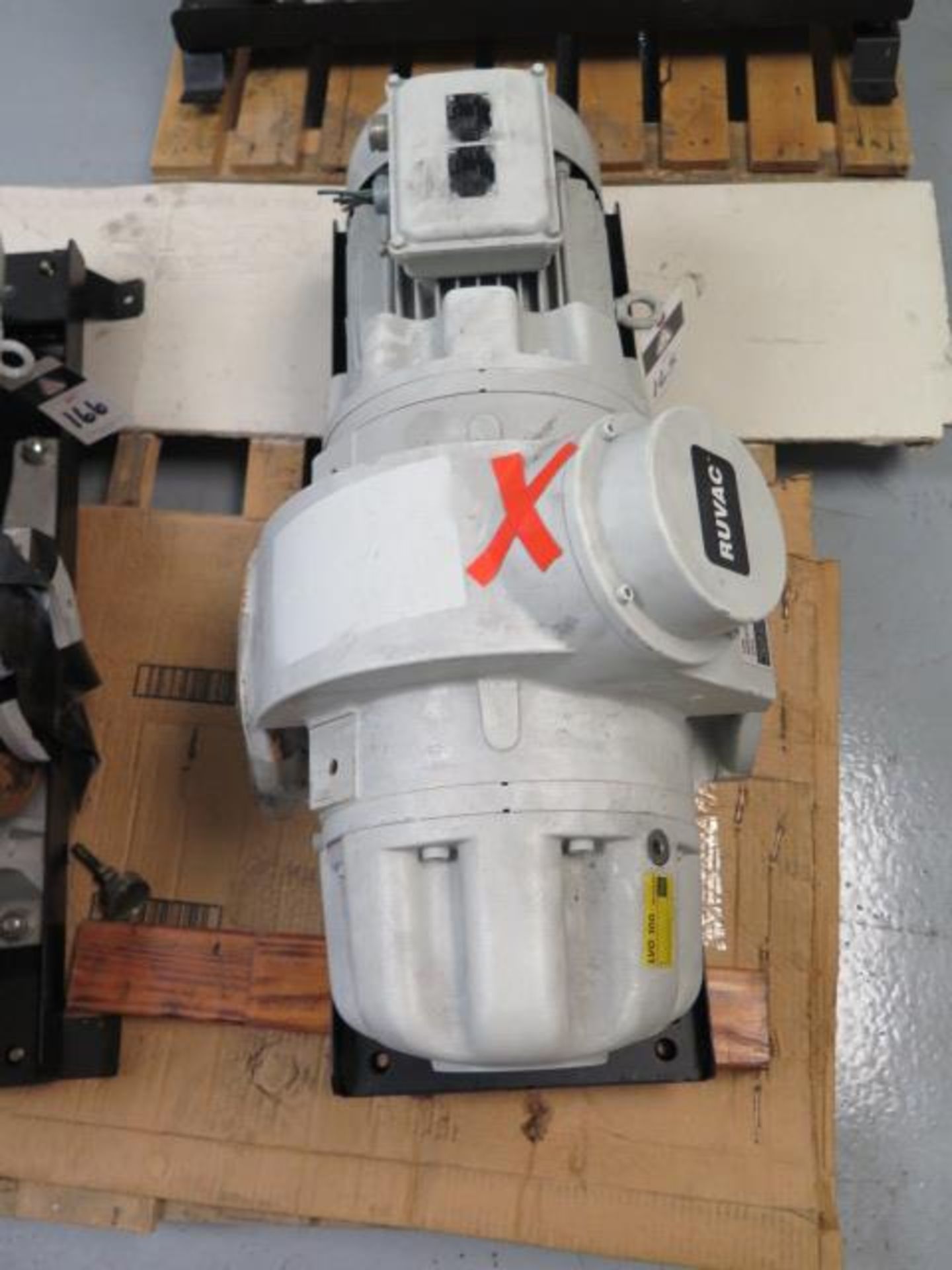 2011 Ruvac mdl. WSU 1001 3kW Vacuum Pump (SOLD AS-IS - NO WARRANTY) - Image 2 of 9