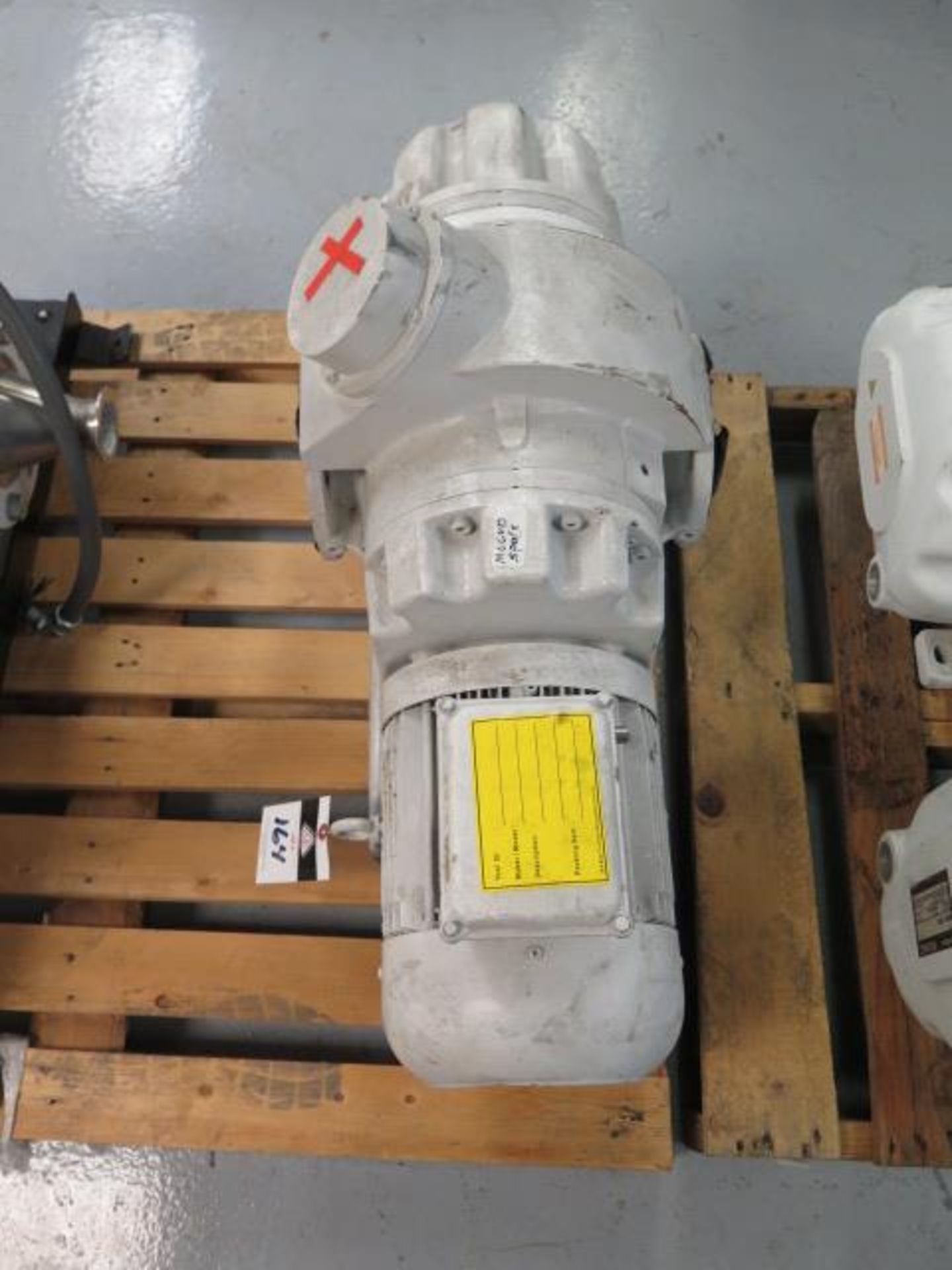 2011 Ruvac mdl. WSU 1001 3kW Vacuum Pump (SOLD AS-IS - NO WARRANTY)