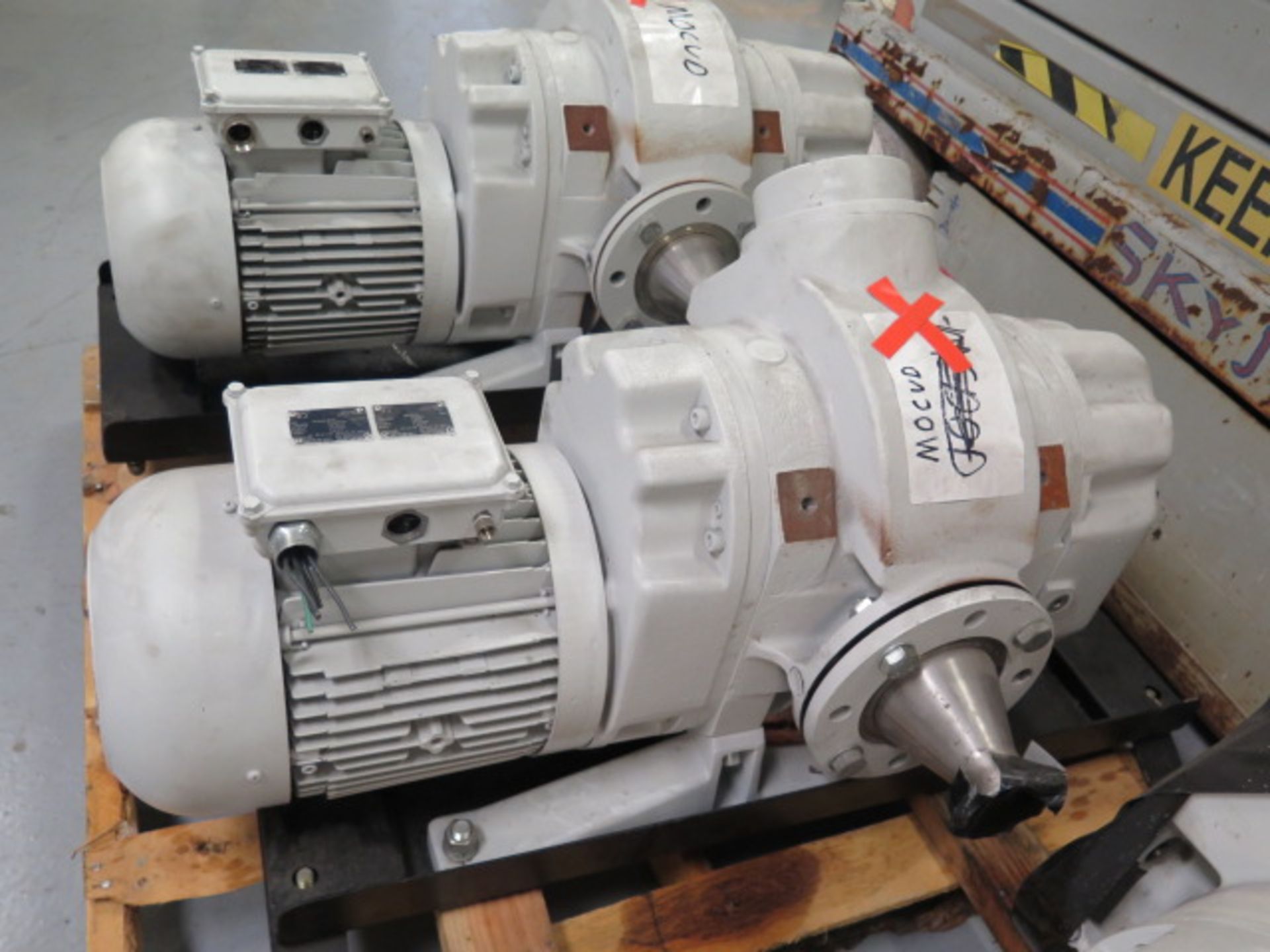 2014 Ruvac mdl. WSU 1001 3kW Vacuum Pump (SOLD AS-IS - NO WARRANTY) - Image 2 of 8