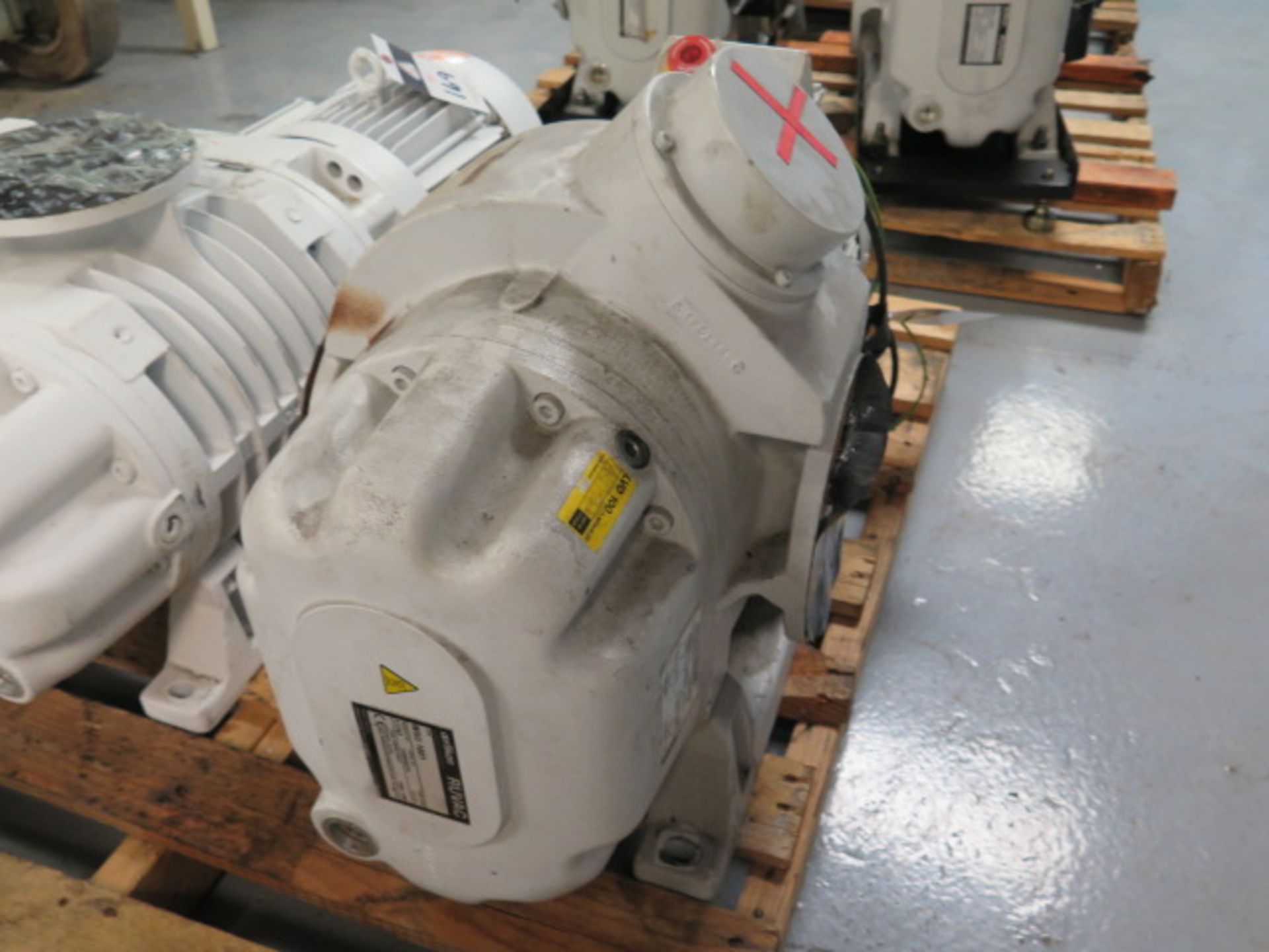 2011 Ruvac mdl. WSU 1001 3kW Vacuum Pump (SOLD AS-IS - NO WARRANTY) - Image 4 of 8