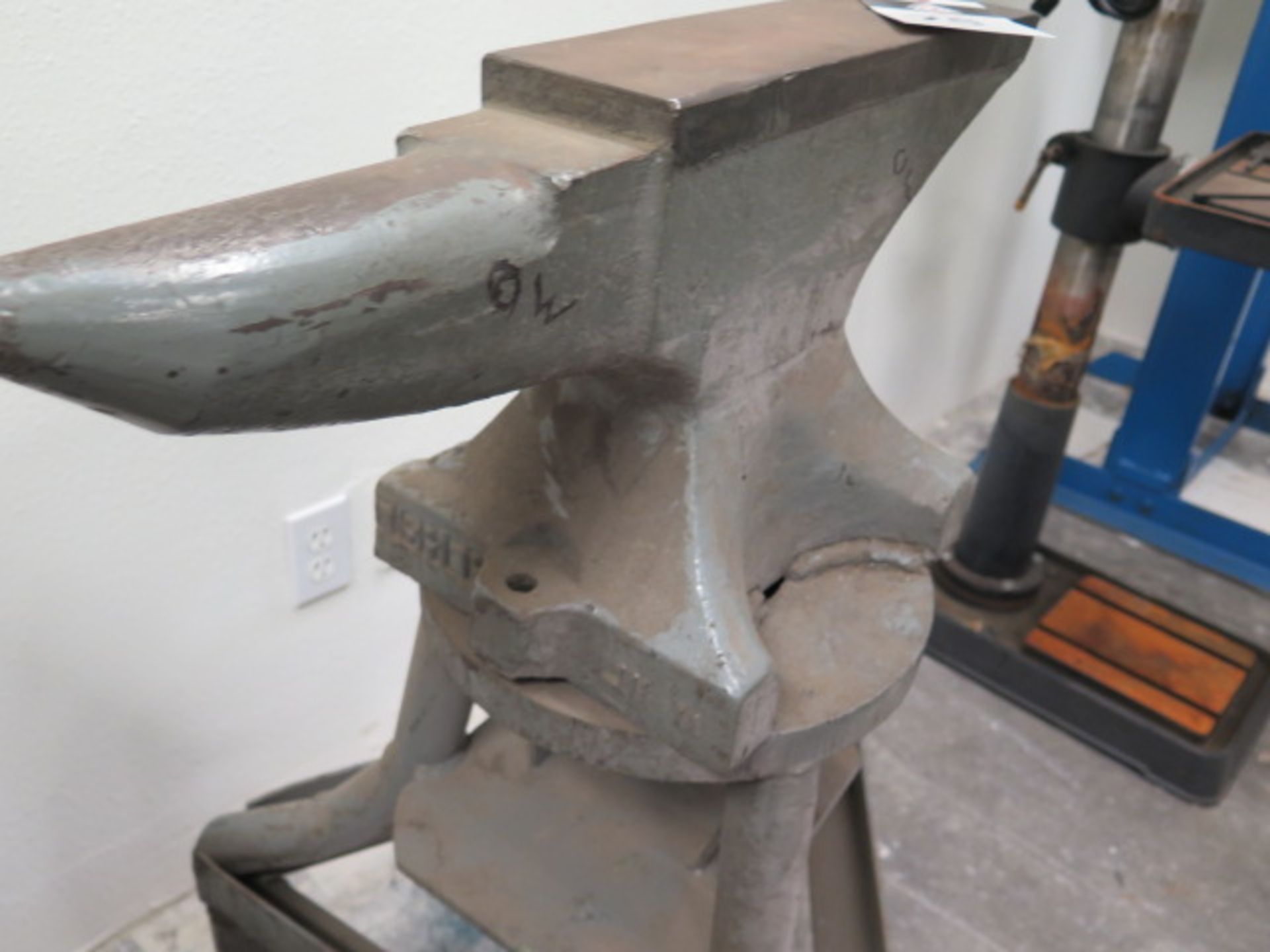 Fisher Anvil w/ Stand (SOLD AS-IS - NO WARRANTY) - Image 6 of 6