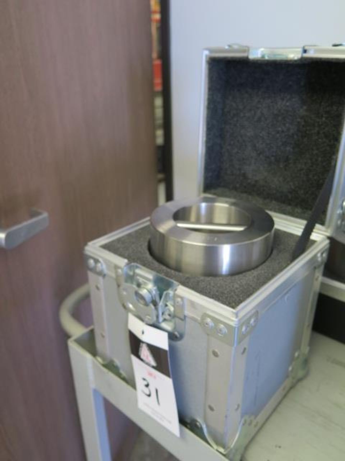 30kG Weight (SOLD AS-IS - NO WARRANTY) - Image 2 of 5