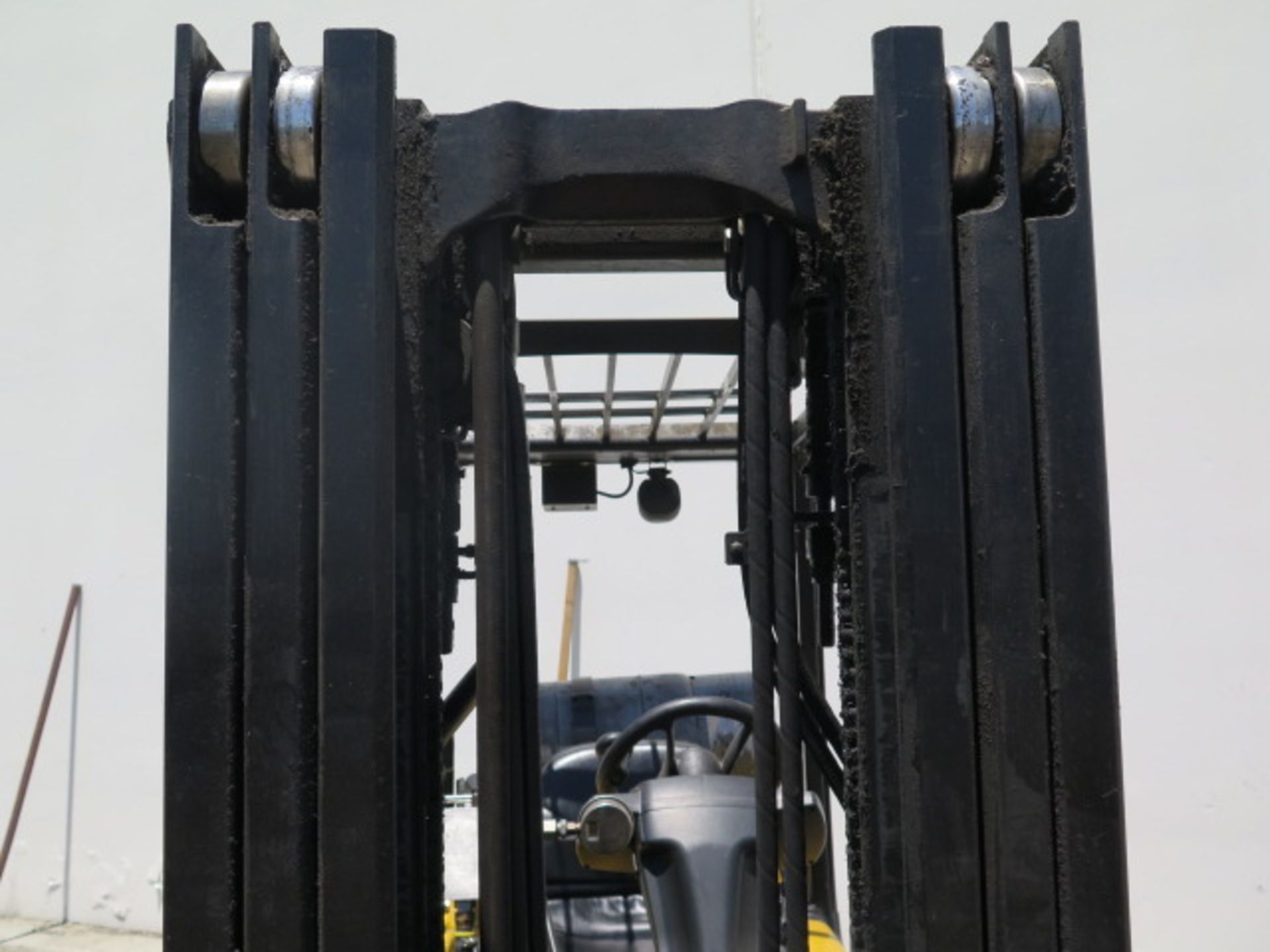 2012 Yale GLC050VXNVSE083 5000 Lb LPG Forklift s/n A910V17191J w/ 3-Stage,SS, 189” Lift, SOLD AS IS - Bild 6 aus 20