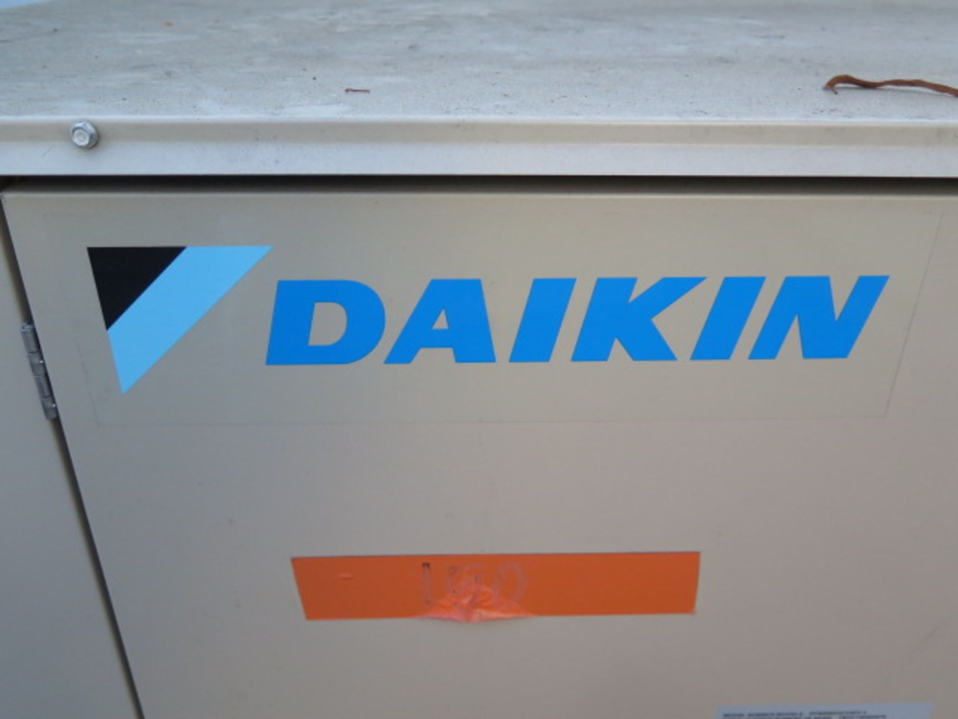 Daikin DPS005AHCG4FV-4 AC UUNIT s/n FBOU190400979 460/60/3 (NEW) SOLD AS IS) Located La Mirada, CA - Image 3 of 7