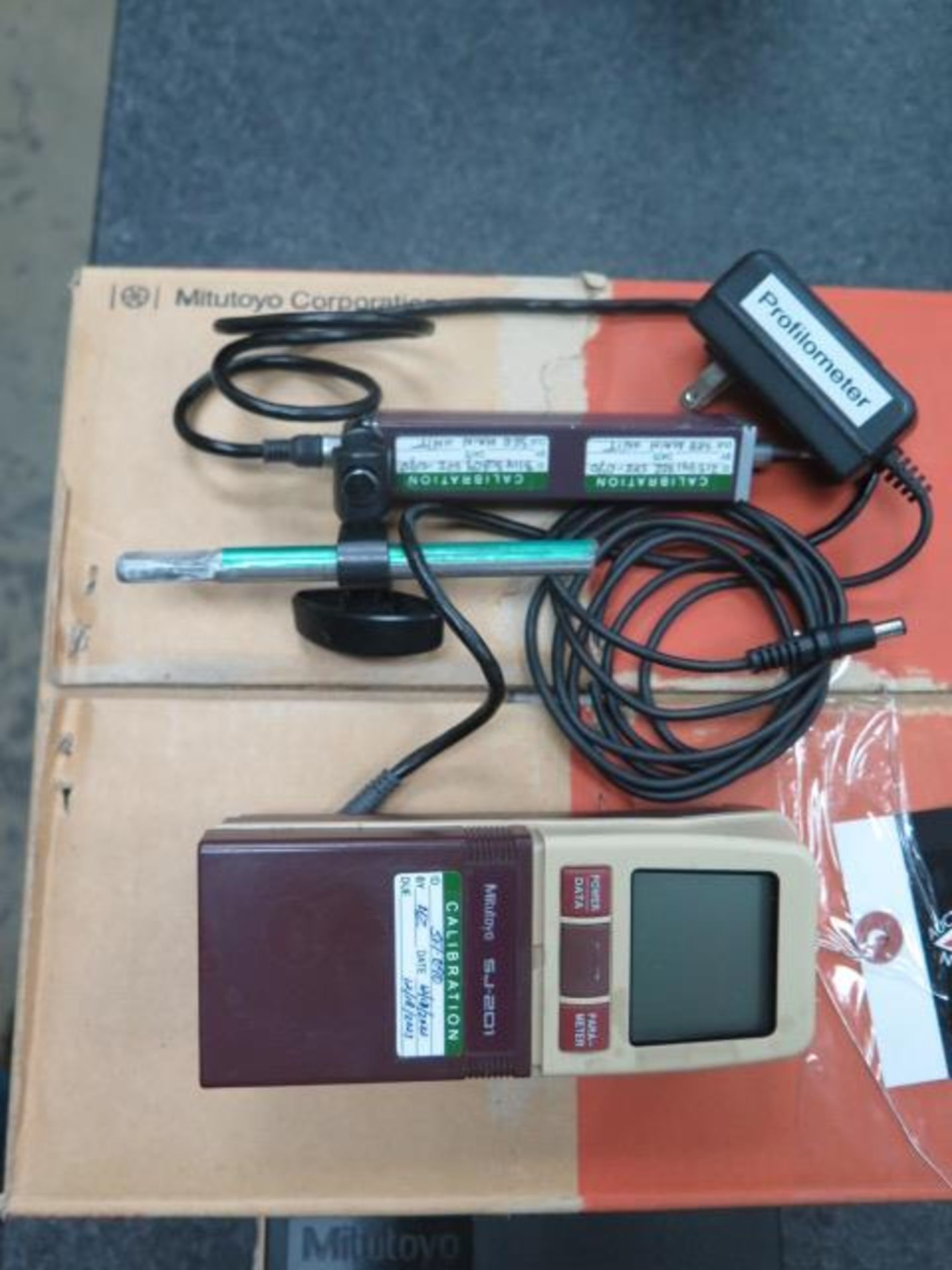 Mitutoyo SJ-201 Digital Surface Roughness Gage (SOLD AS-IS - NO WARRANTY) - Image 2 of 6