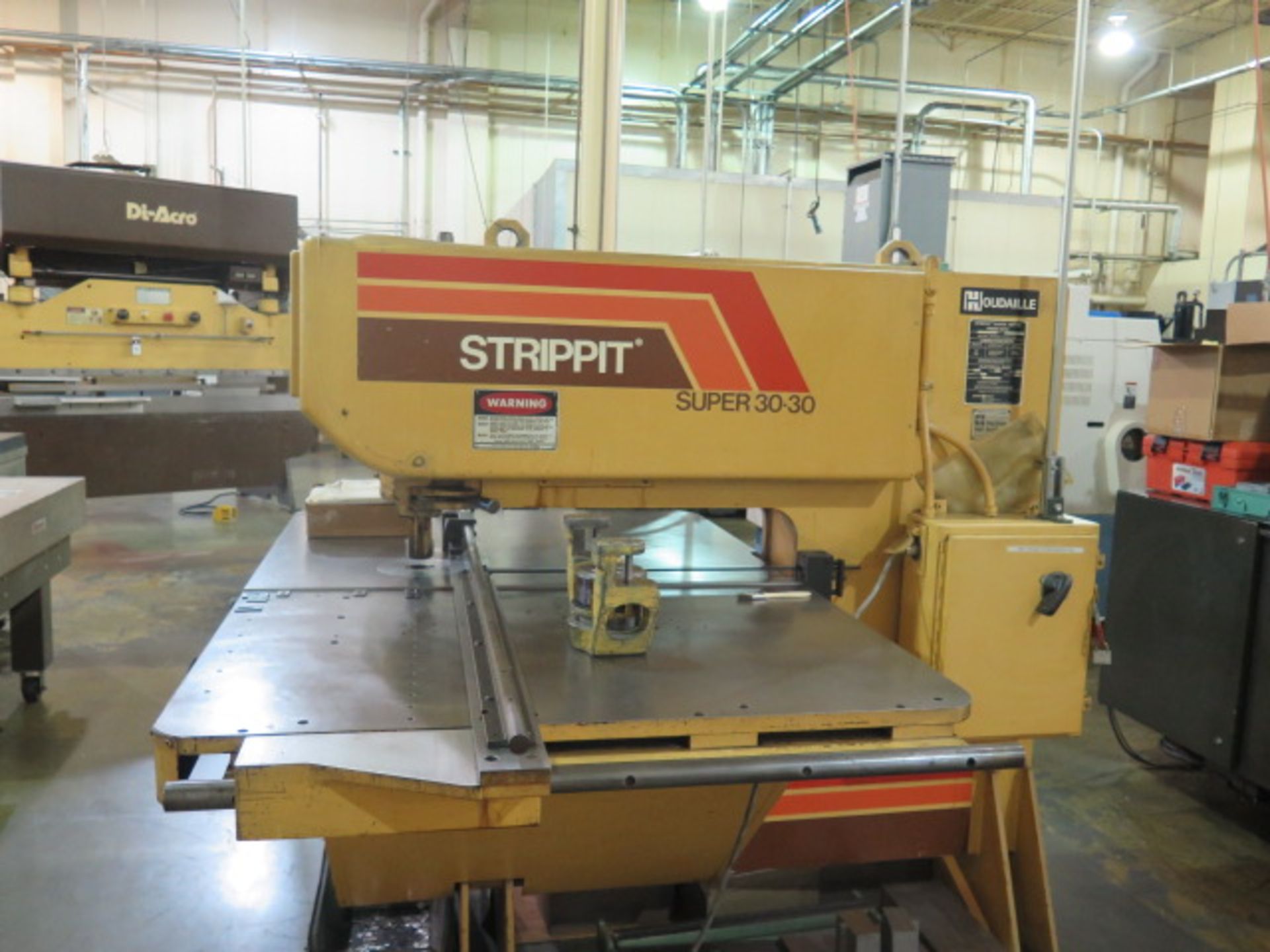 Strippit Super 30/30 30 Ton Fabricator Punch Press s/n 174982879 w/ Tooling (SOLD AS-IS - NO - Image 8 of 10