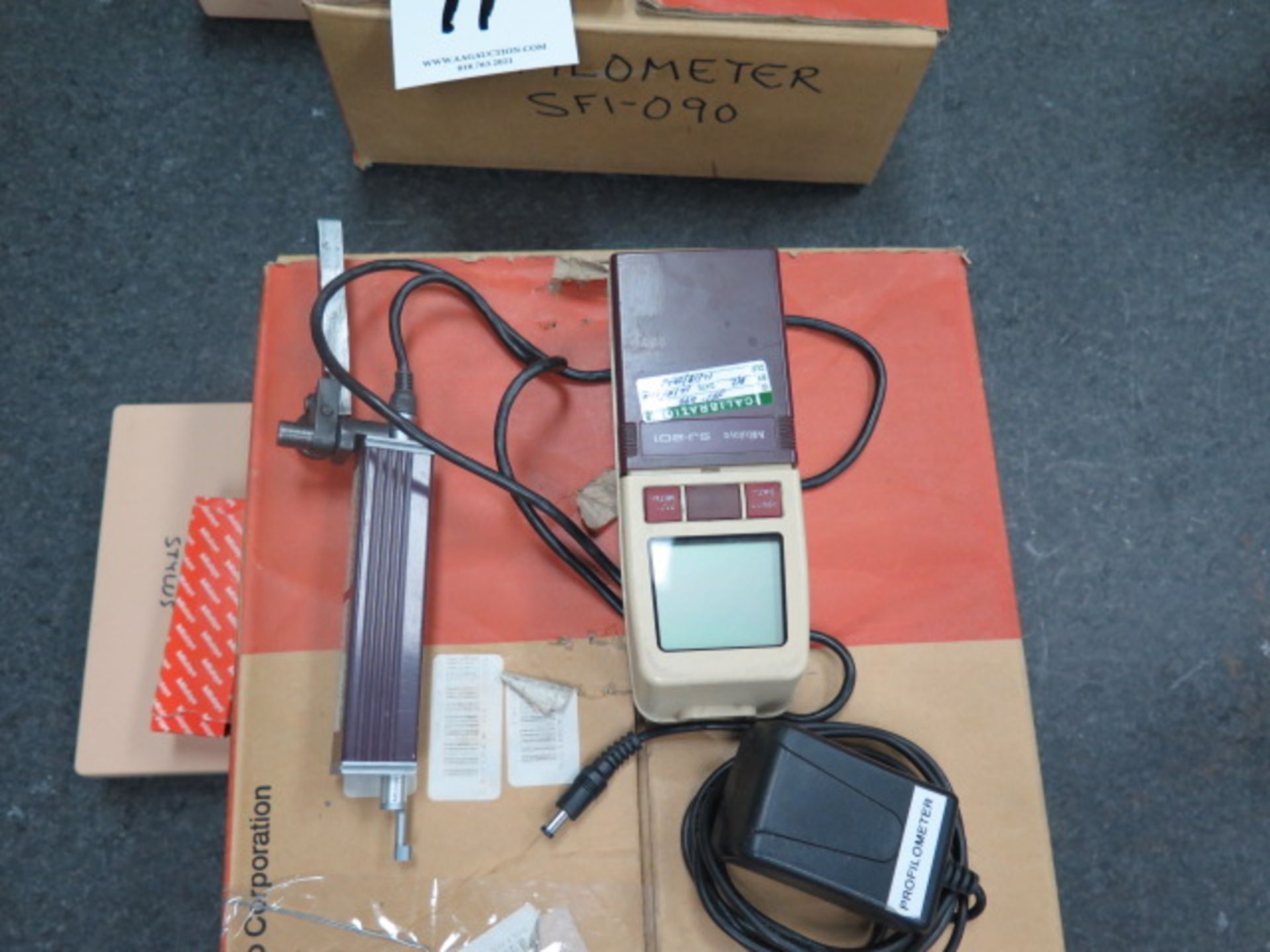 Mitutoyo SJ-201 Digital Surface Roughness Gage (SOLD AS-IS - NO WARRANTY) - Image 2 of 5