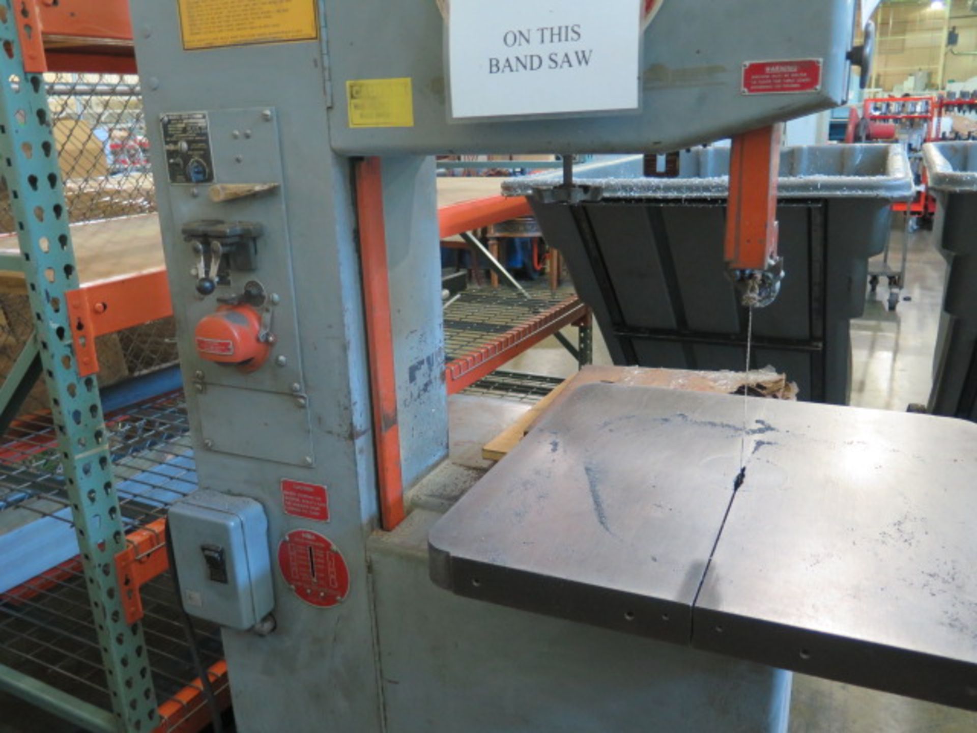DoAll 2013-U 20” Vertical Band Saw s/n 411-81265 w/ Blade Welder, 24” x 24” Table (SOLD AS-IS - NO - Image 4 of 8