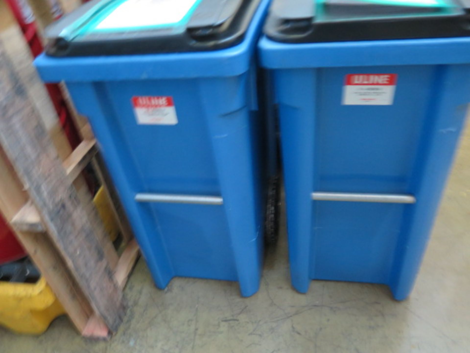 Uline Trash Cans (6) (SOLD AS-IS - NO WARRANTY) - Image 4 of 6