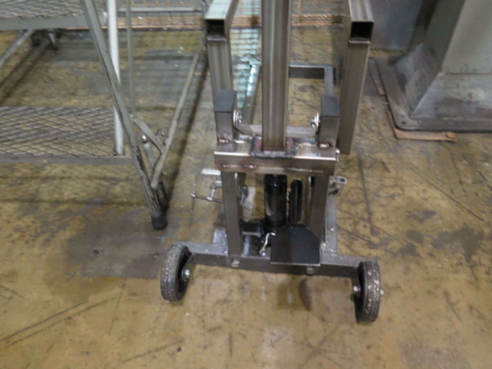 Custom Hydraulic Lift (SOLD AS-IS - NO WARRANTY) - Image 3 of 4