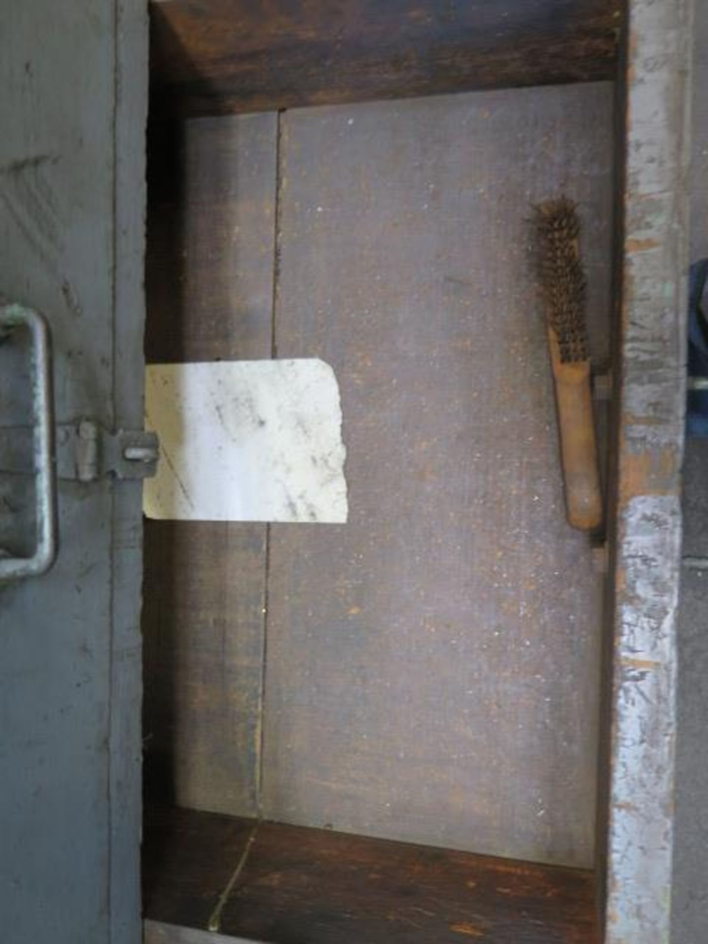 Work Bench w/ Misc (SOLD AS-IS - NO WARRANTY) - Image 7 of 7