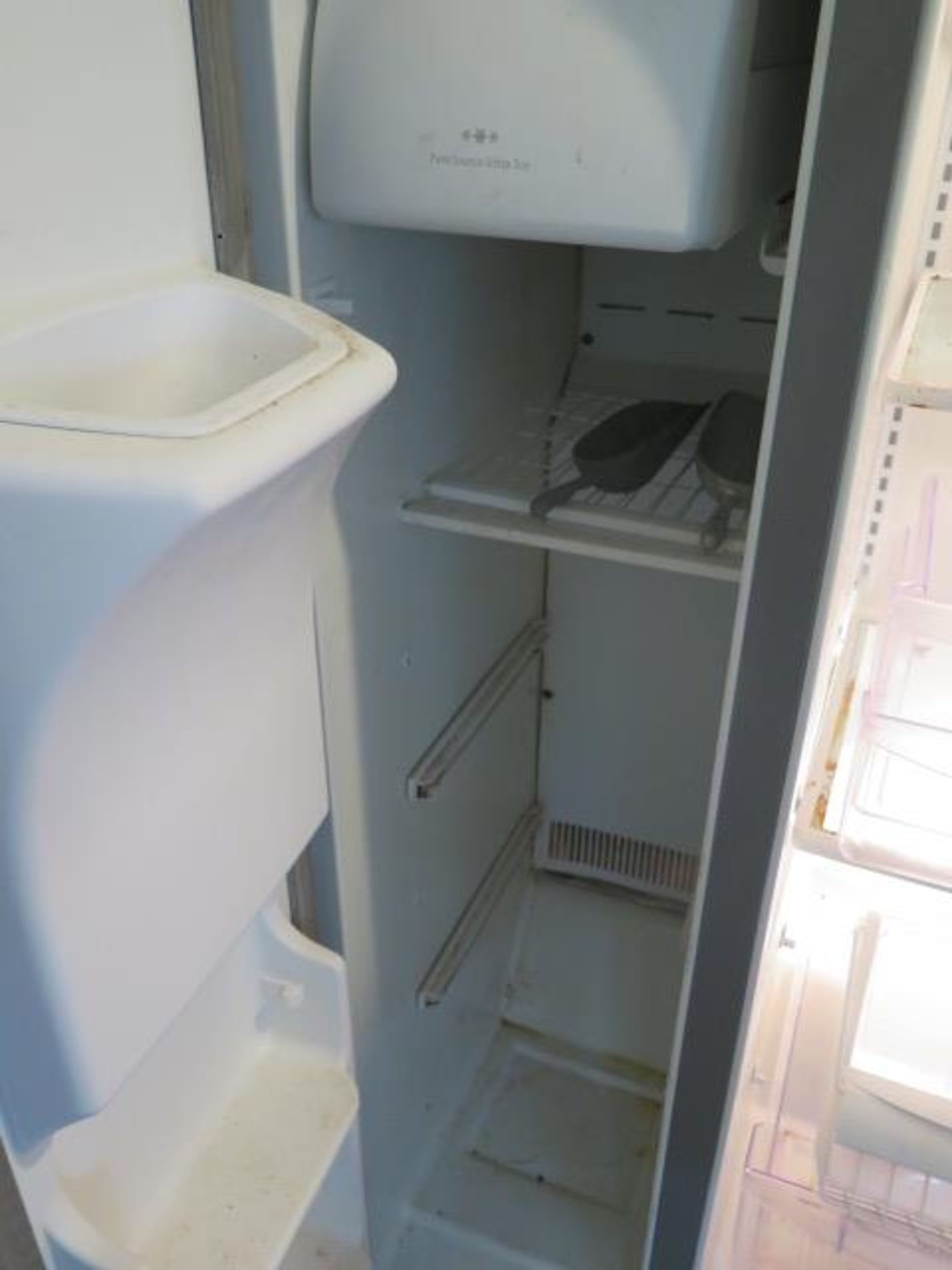 Frigidaire "Gallery" Refrigerator (SOLD AS-IS - NO WARRANTY) - Image 6 of 8