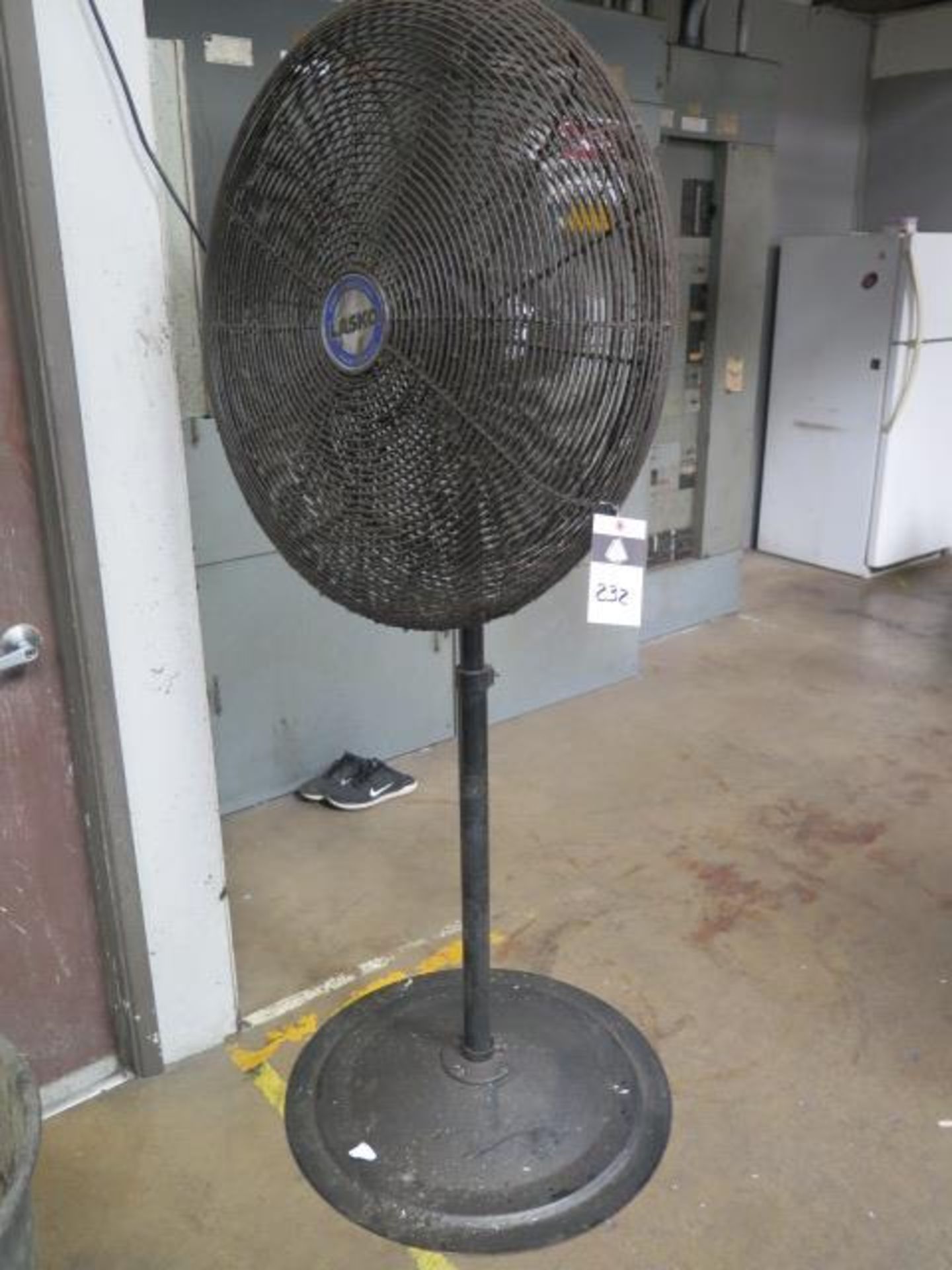 Shop Fan (SOLD AS-IS - NO WARRANTY)