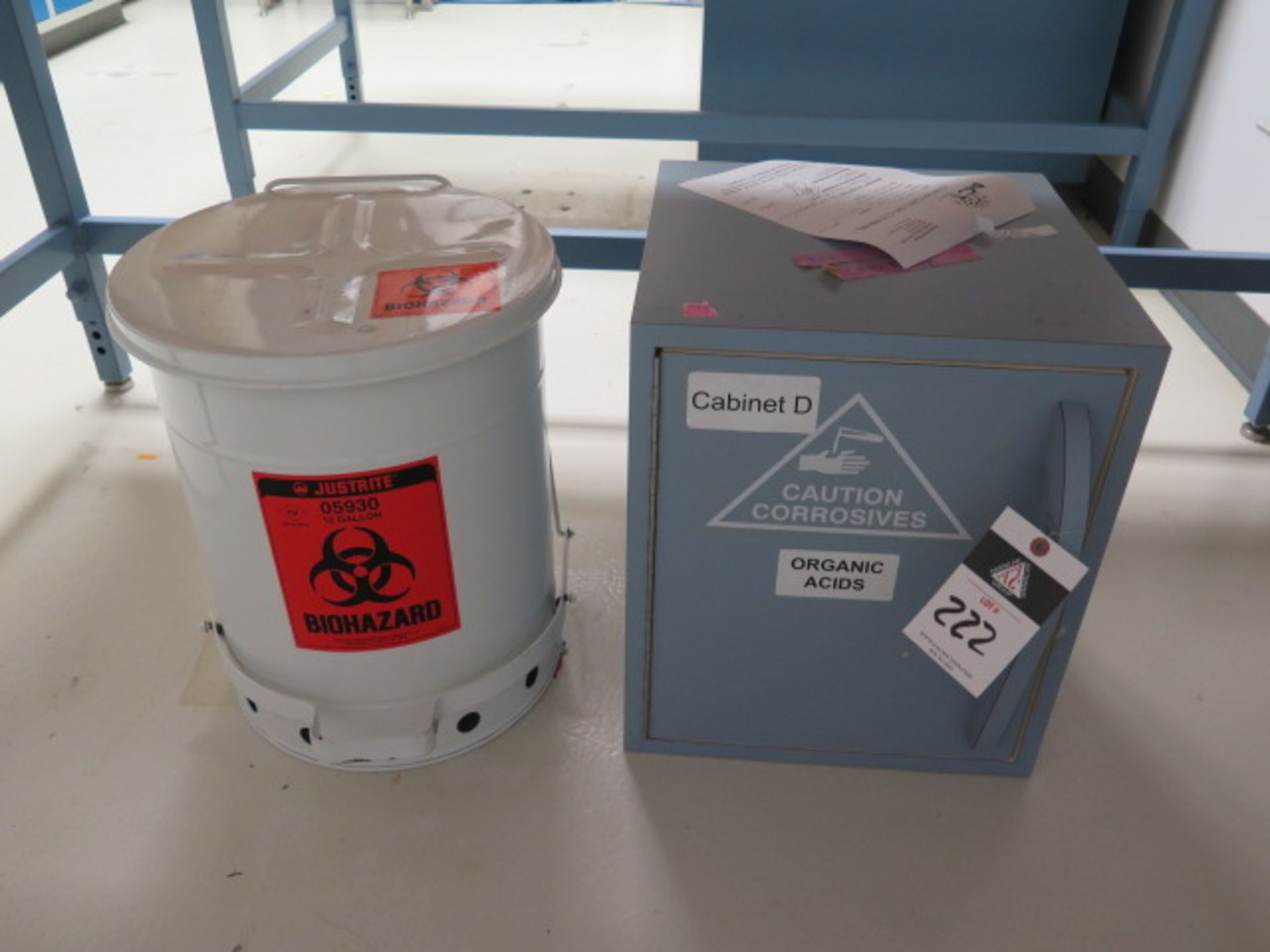 Acids Storage Cabinet and Safety Rag Can (SOLD AS-IS - NO WARRANTY)