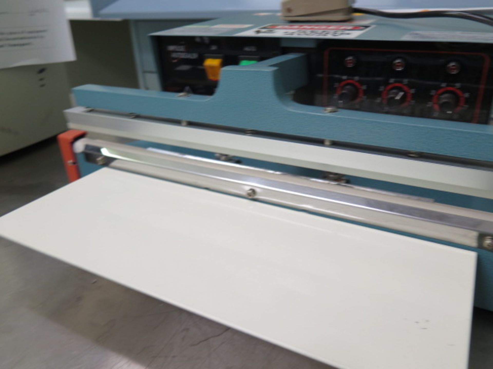 AIE 18” Impulse Bar Sealer (SOLD AS-IS - NO WARRANTY) - Image 5 of 9