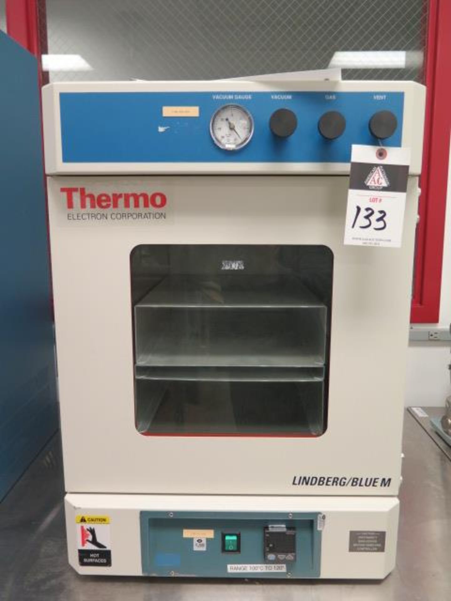 Thermo Electron Lindberg / BlueM mdl. V01218A Vacuum Oven s/n 9100734 (SOLD AS-IS - NO WARRANTY)
