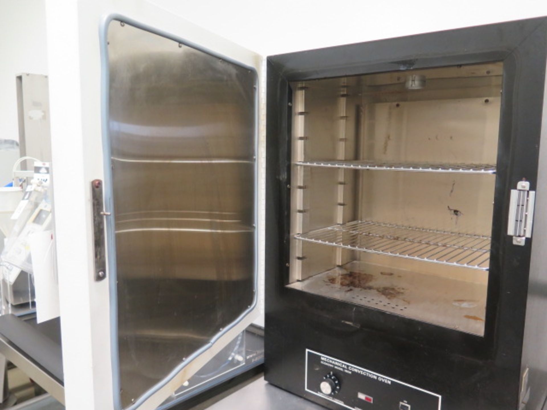 Precision Economy mdl. 18EM Mechanical Convection Oven s/n 10AY-3 Heats to 240 Degrees C (SOLD AS-IS - Image 3 of 6