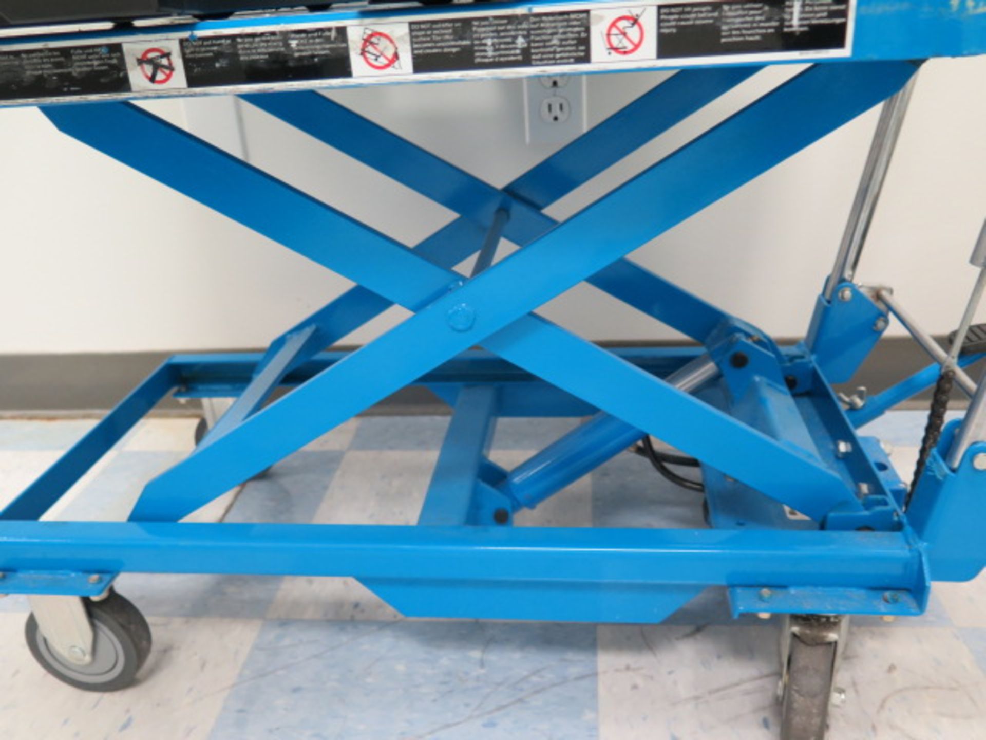 Bishamon BX16E 330 Lb Cap Hydraulic Scissor Lift Table/Cart (SOLD AS-IS - NO WARRANTY) - Image 5 of 7