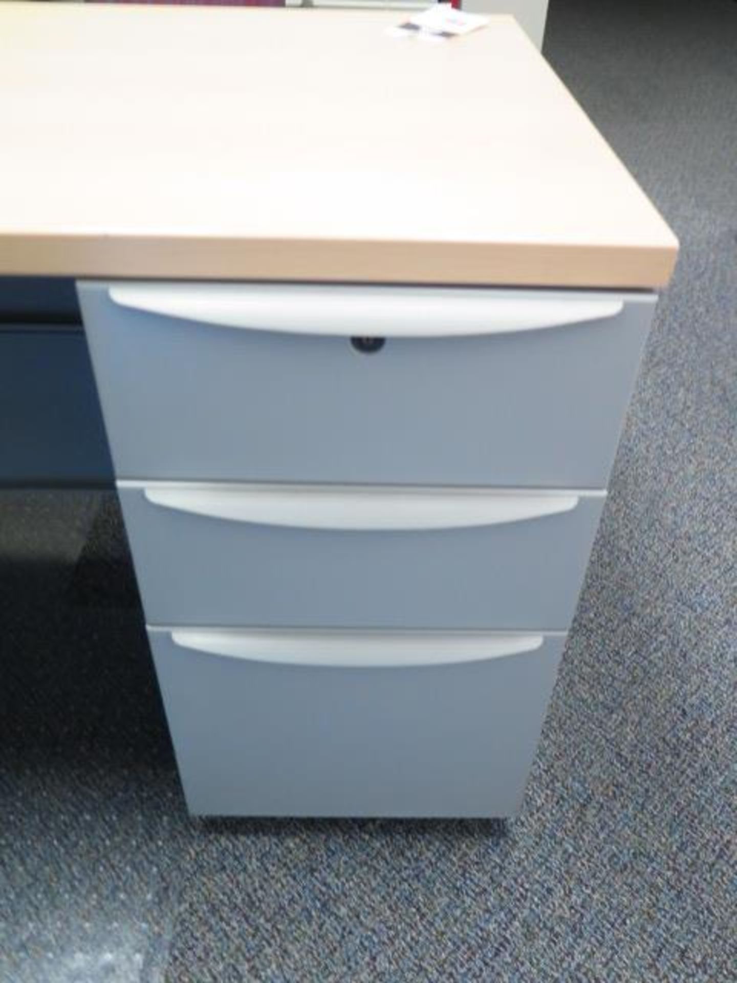 Desk, File Cabinet and Bookshelf (SOLD AS-IS - NO WARRANTY) - Image 8 of 8