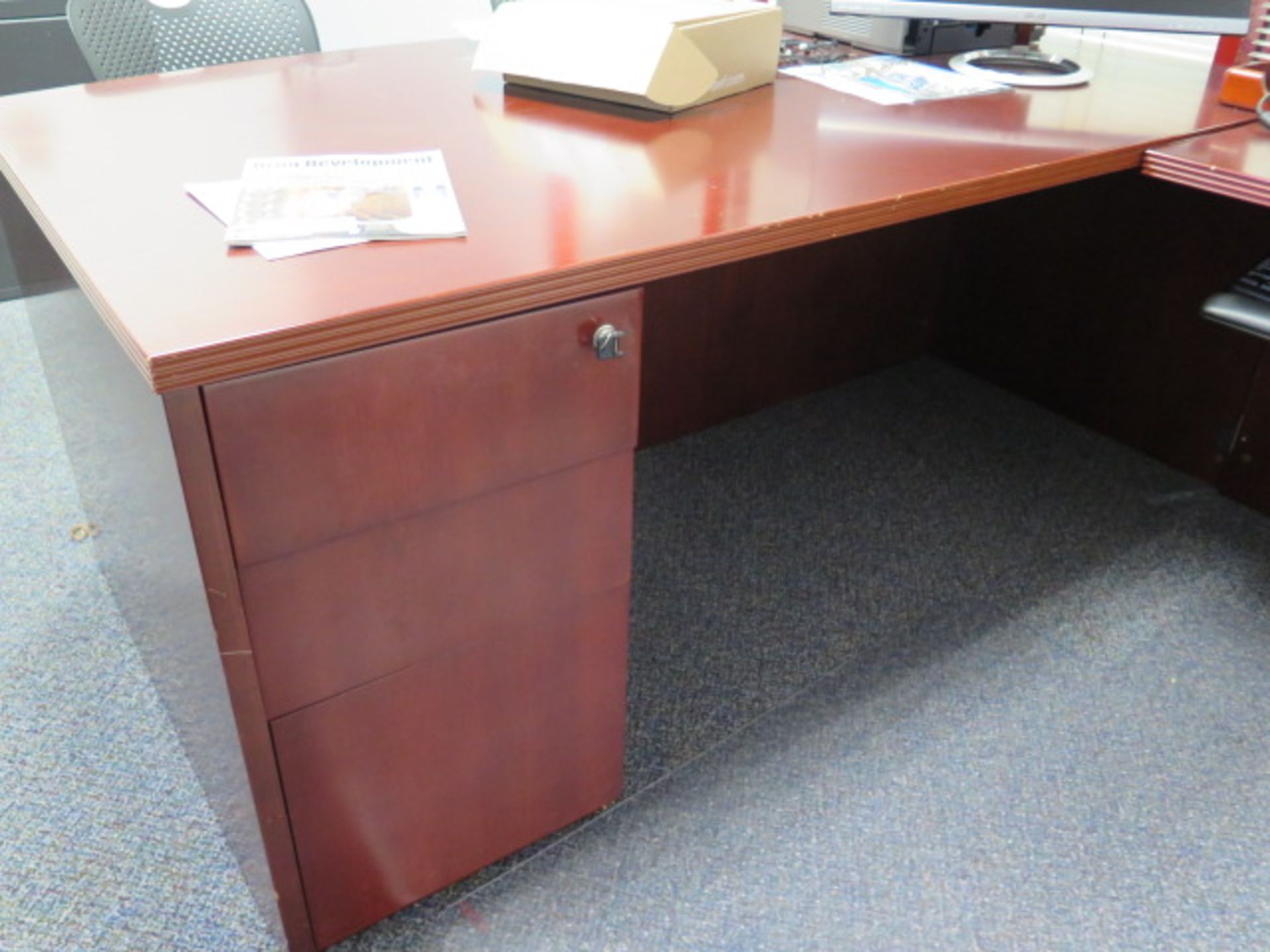Desk, (2) File Cabinets " No Chairs" (SOLD AS-IS - NO WARRANTY) - Image 3 of 6