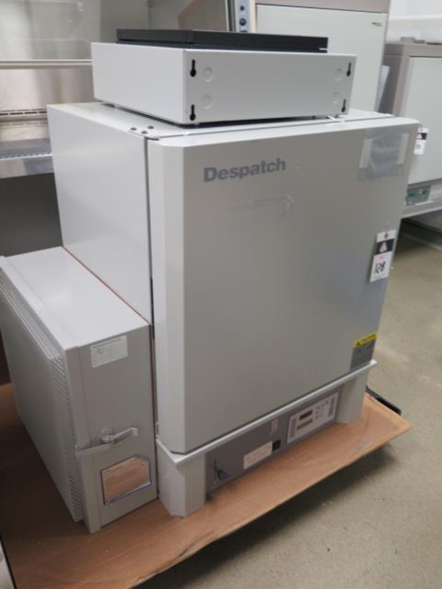 Despatch LAC1-38A-5 Lab Oven s/n 168611 w/ MRC5000 Chart Recorder, Heats to 260 C / 500 Degrees F (S - Image 3 of 12