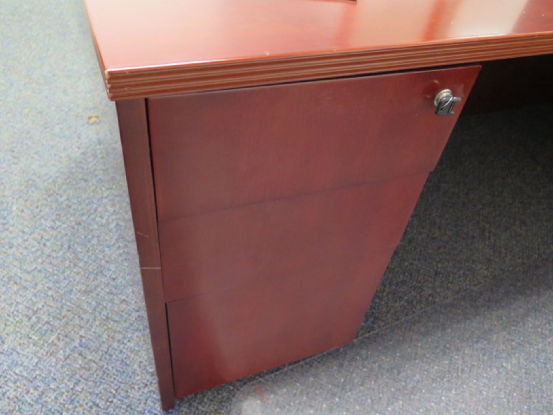 Desk, (2) File Cabinets " No Chairs" (SOLD AS-IS - NO WARRANTY) - Image 4 of 6