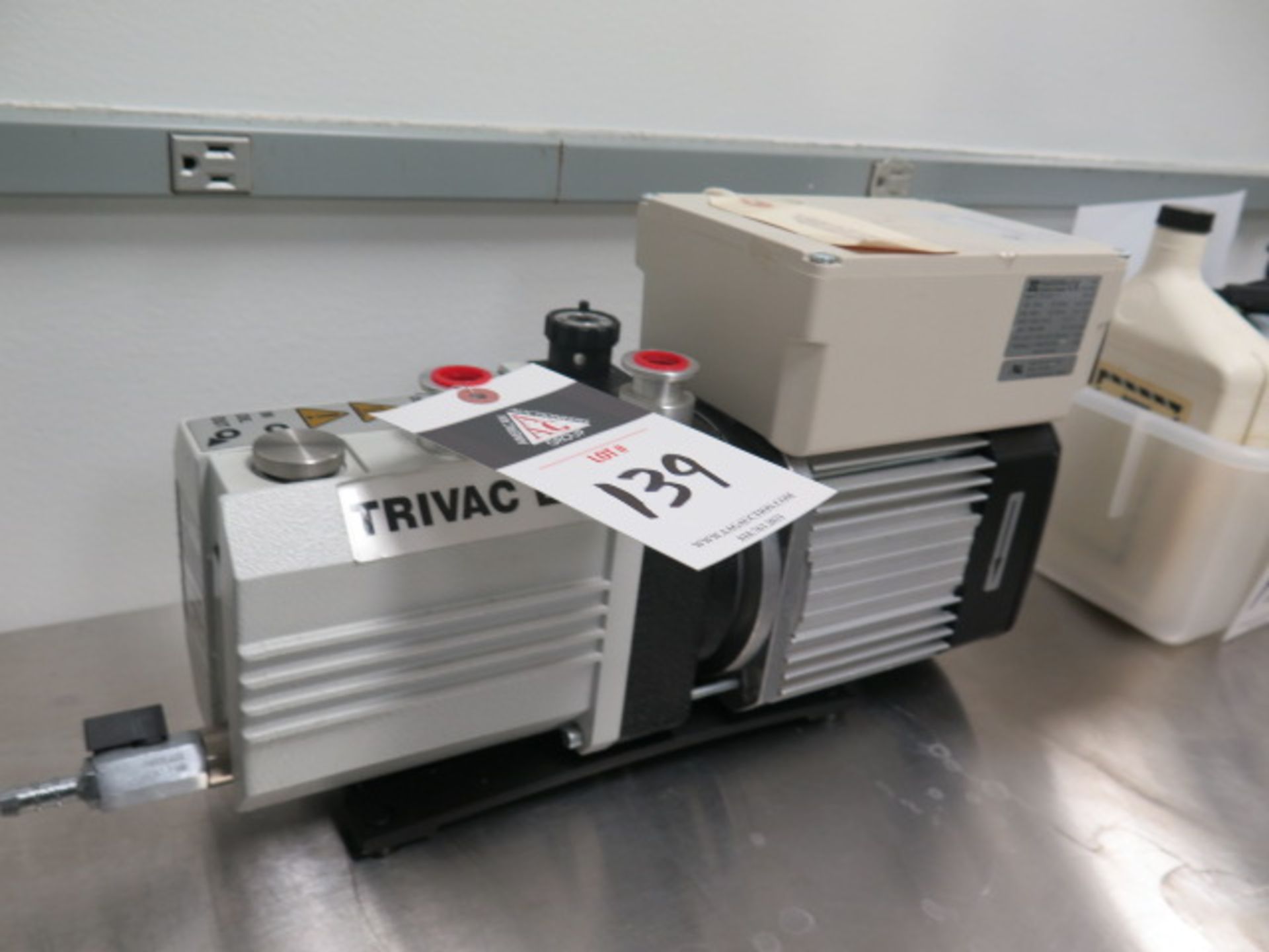SP Trivac E2 mdl. D2.5E Vacuum Pump (SOLD AS-IS - NO WARRANTY) - Image 3 of 7