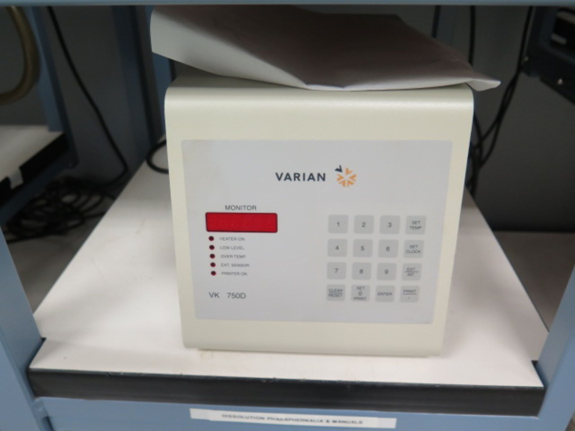 Varian / VanKel Dissolution Sampling System w/ VK8000 Monitor, VK7000 Dissolution Appar, SOLD AS IS - Image 9 of 16