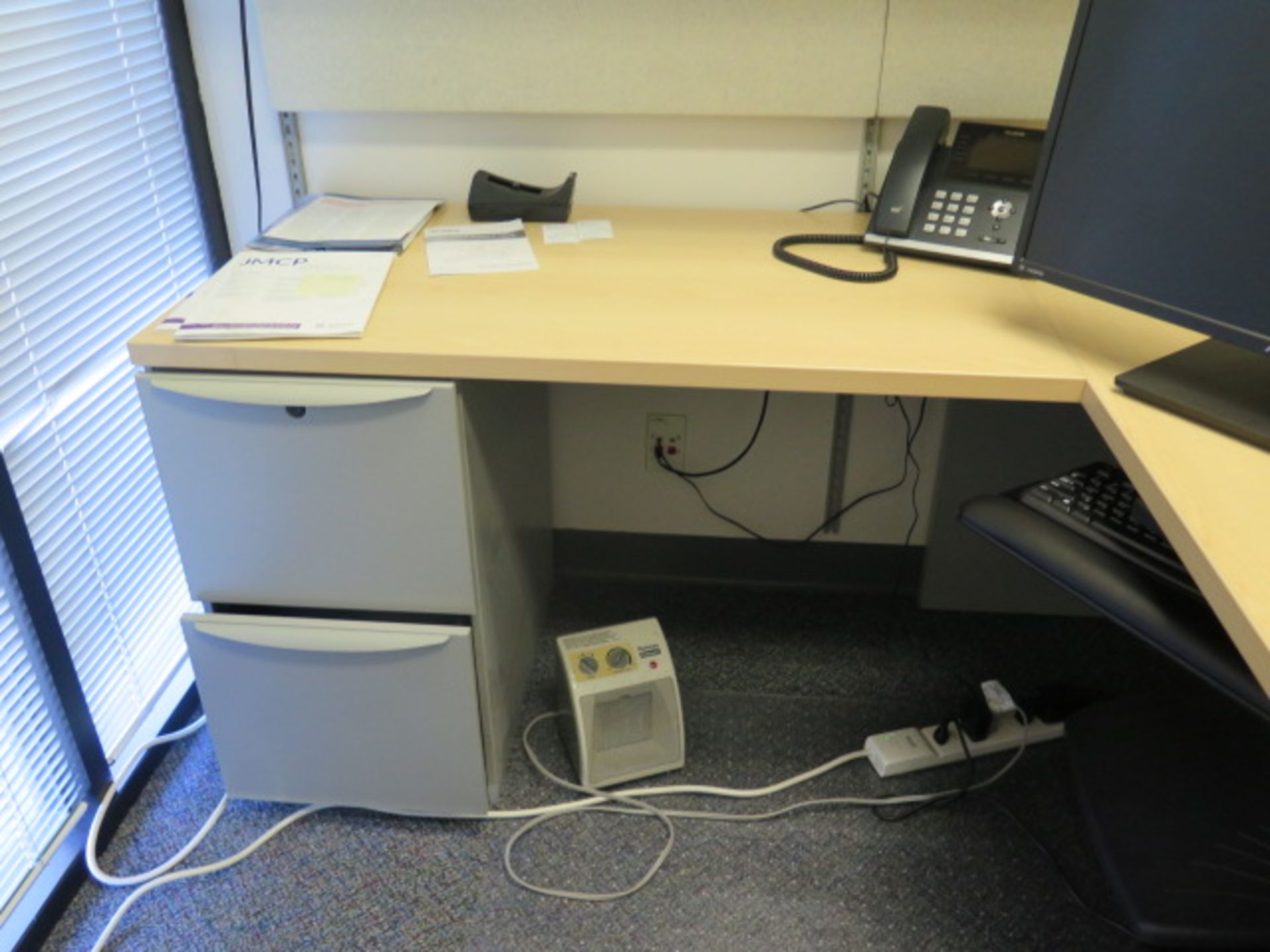 Desk, File Cabinet and Bookshelf (SOLD AS-IS - NO WARRANTY) - Image 4 of 8