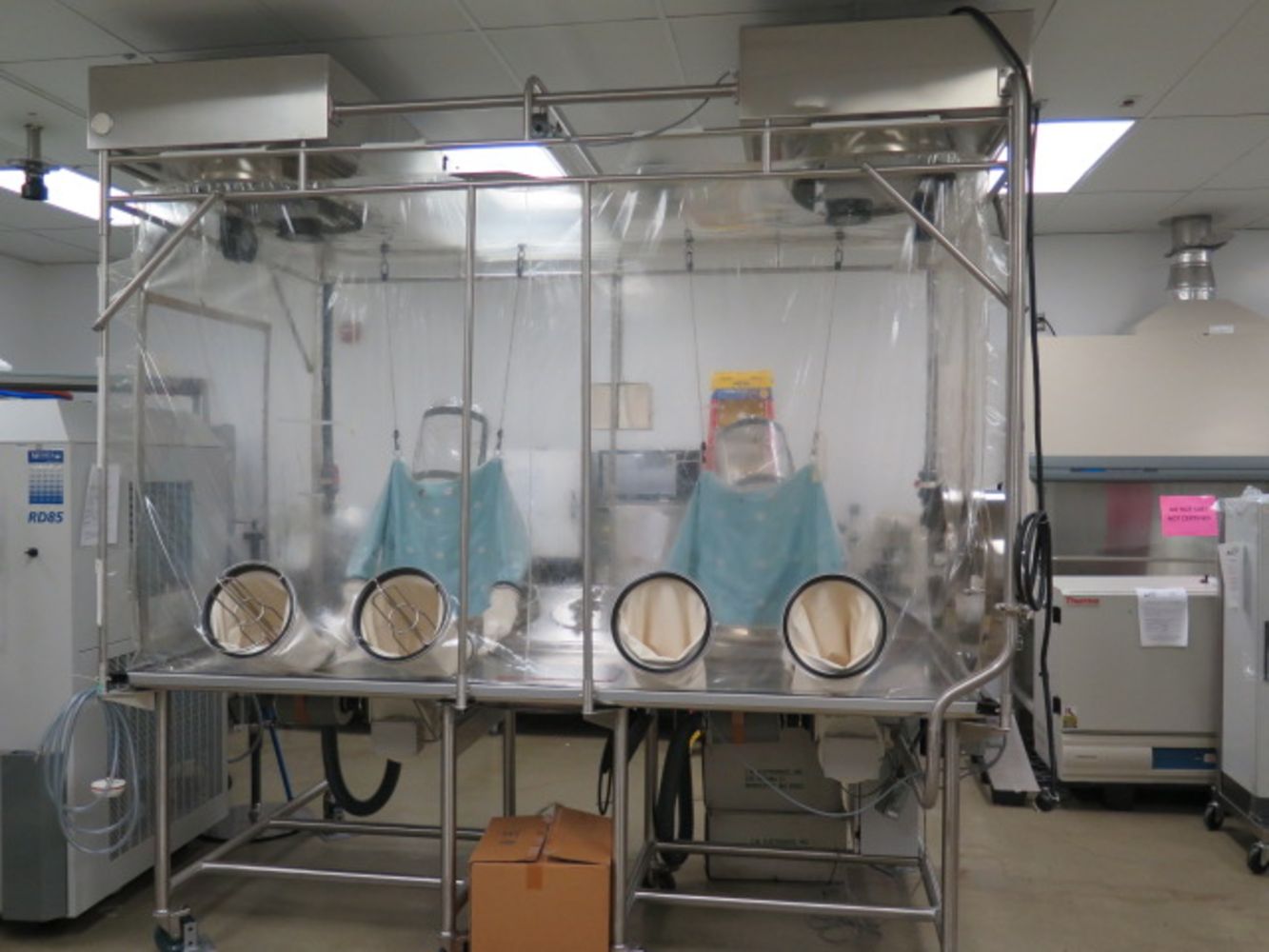 "MAJOR" Biopharmaceutical Laboratory / R & D EQUIPMENT & INSTRUMENTS / Machine Shop