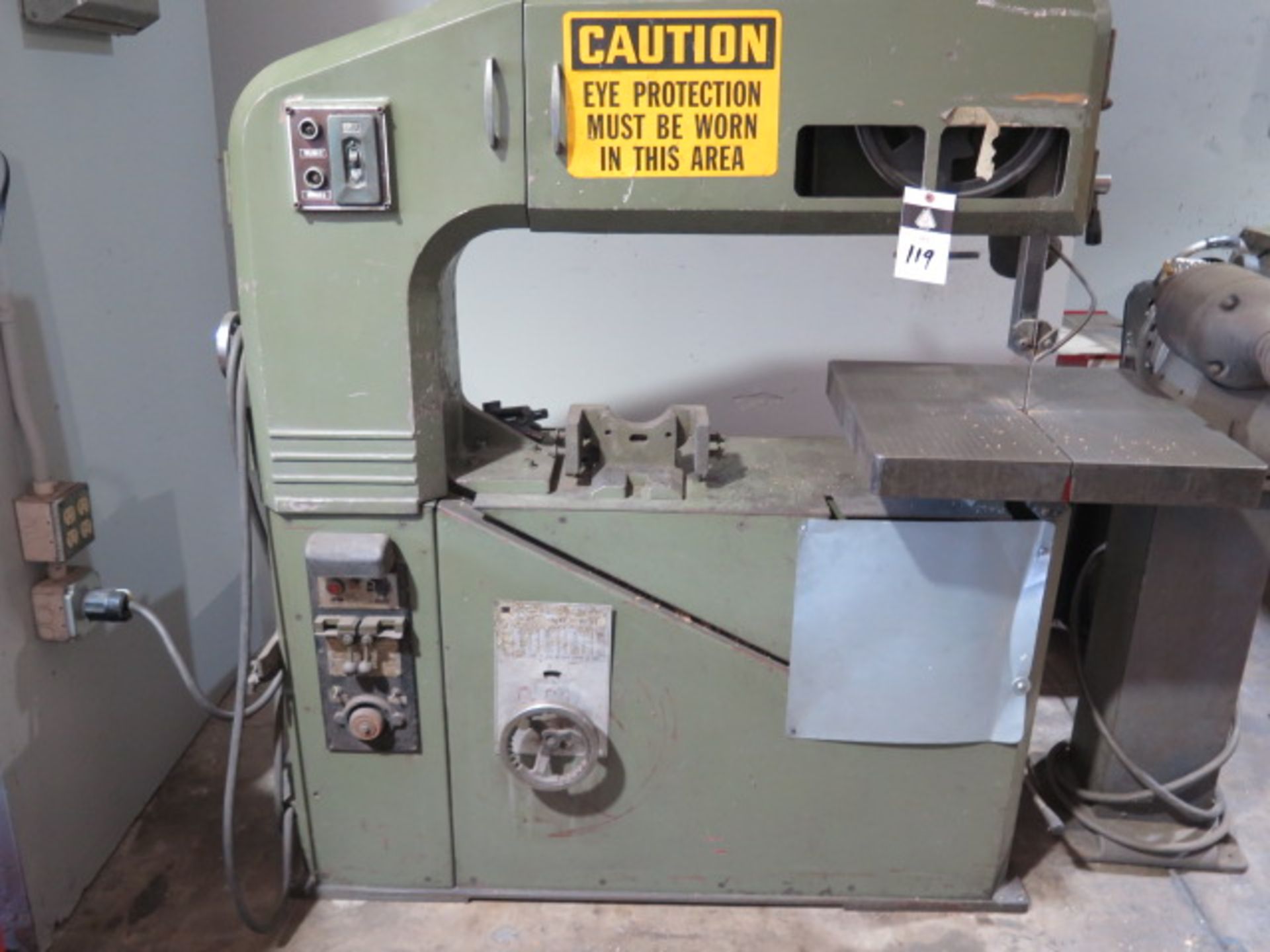 Import 36” Vertical Band Saw w/ Blade Welder, Dial FPM, 19 ½” x 21 ½” Table (SOLD AS-IS - NO