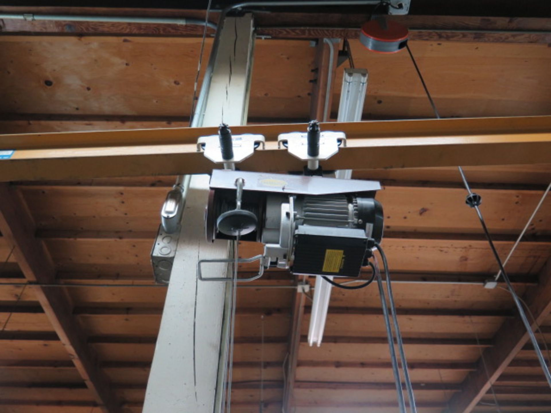 1/4 Ton Cap Floor Mounted Jib w/ Electric Hoist (SOLD AS-IS - NO WARRANTY) - Image 5 of 10