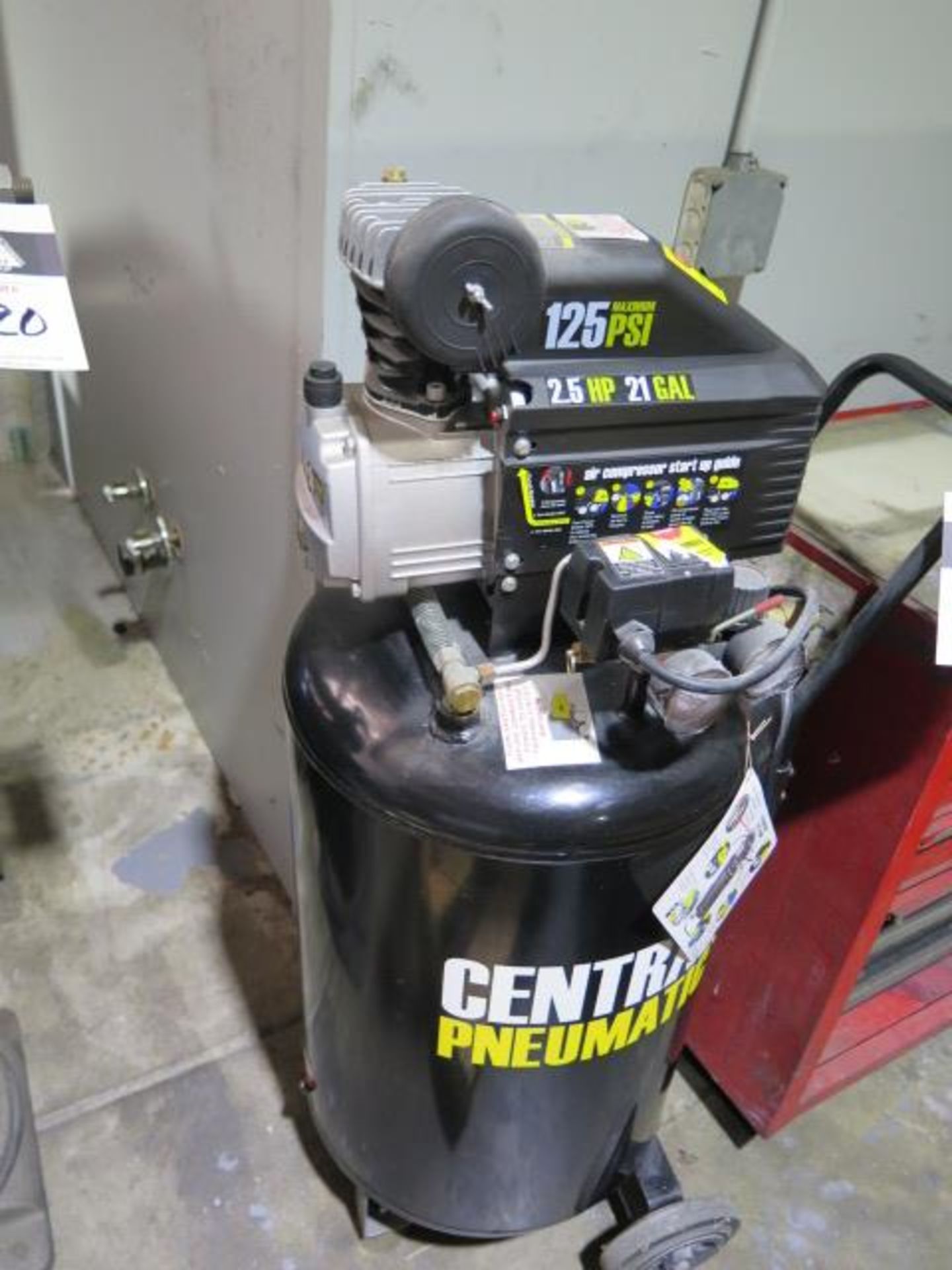 Central Pneumatic Portable 2.5Hp Air Compressor w/ 21 Gallon Tank (SOLD AS-IS - NO WARRANTY) - Image 2 of 5