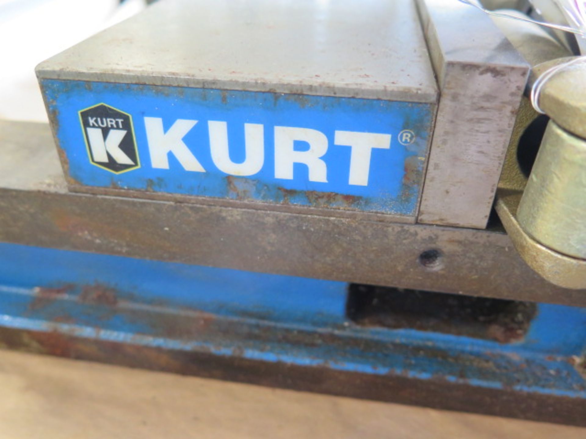 Kurt HDLM6 6" Double-Lock Vise (SOLD AS-IS - NO WARRANTY) - Image 4 of 5