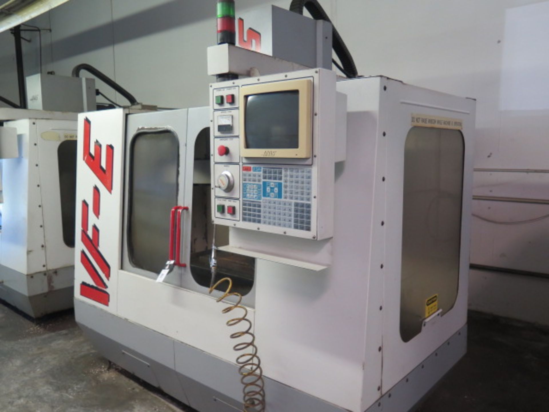 1996 Haas VF-E CNC VMC s/n 7725 w/ Haas Controls, 20-Station ATC, CAT-40 Taper, SOLD AS IS - Image 2 of 18
