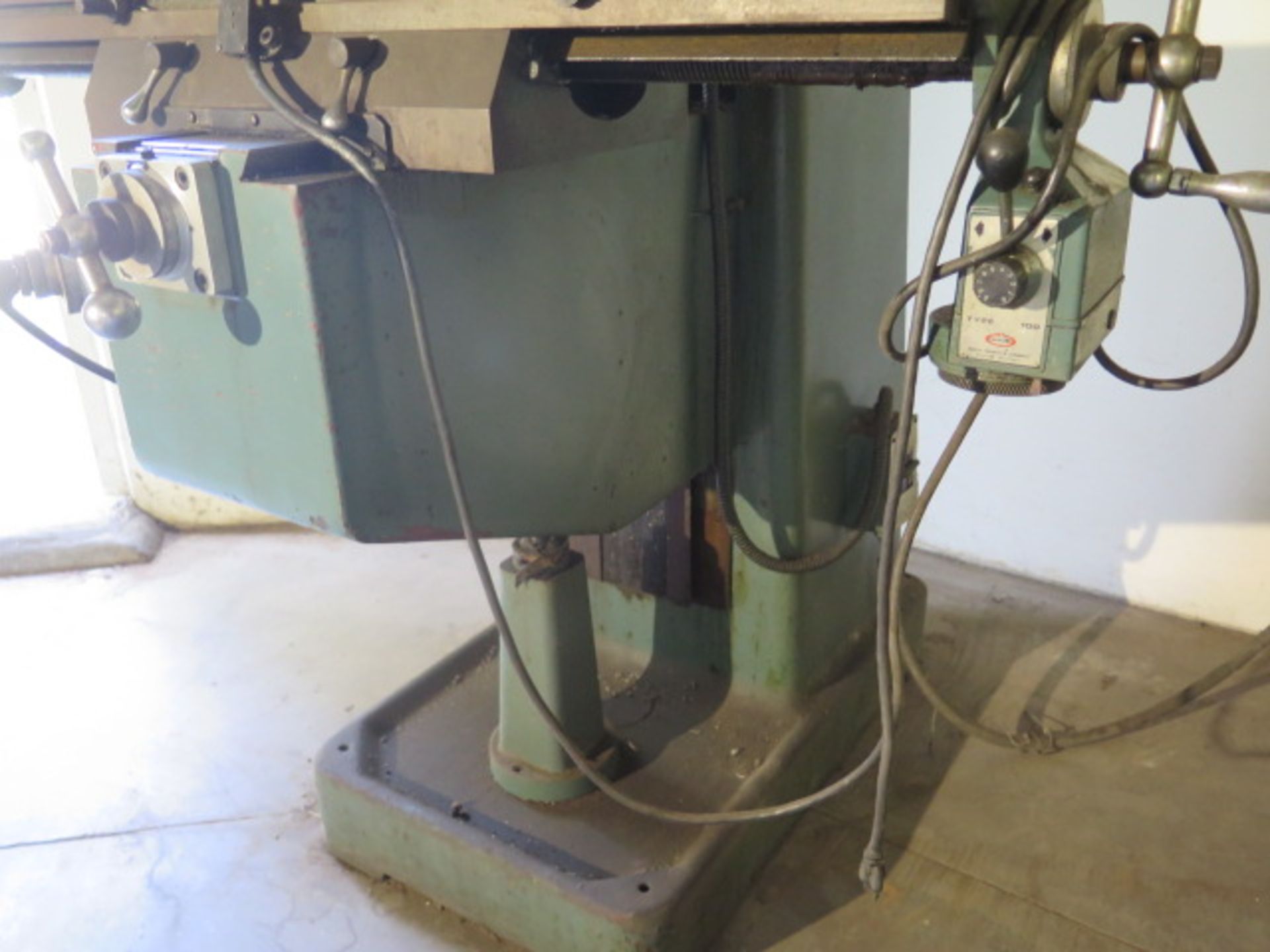 Victor mdl. VICTOR-330V Vertical Mill s/n 3369 w/ 3Hp, 60-4200 Dial RPM, Chrome Ways, SOLD AS IS - Image 10 of 12