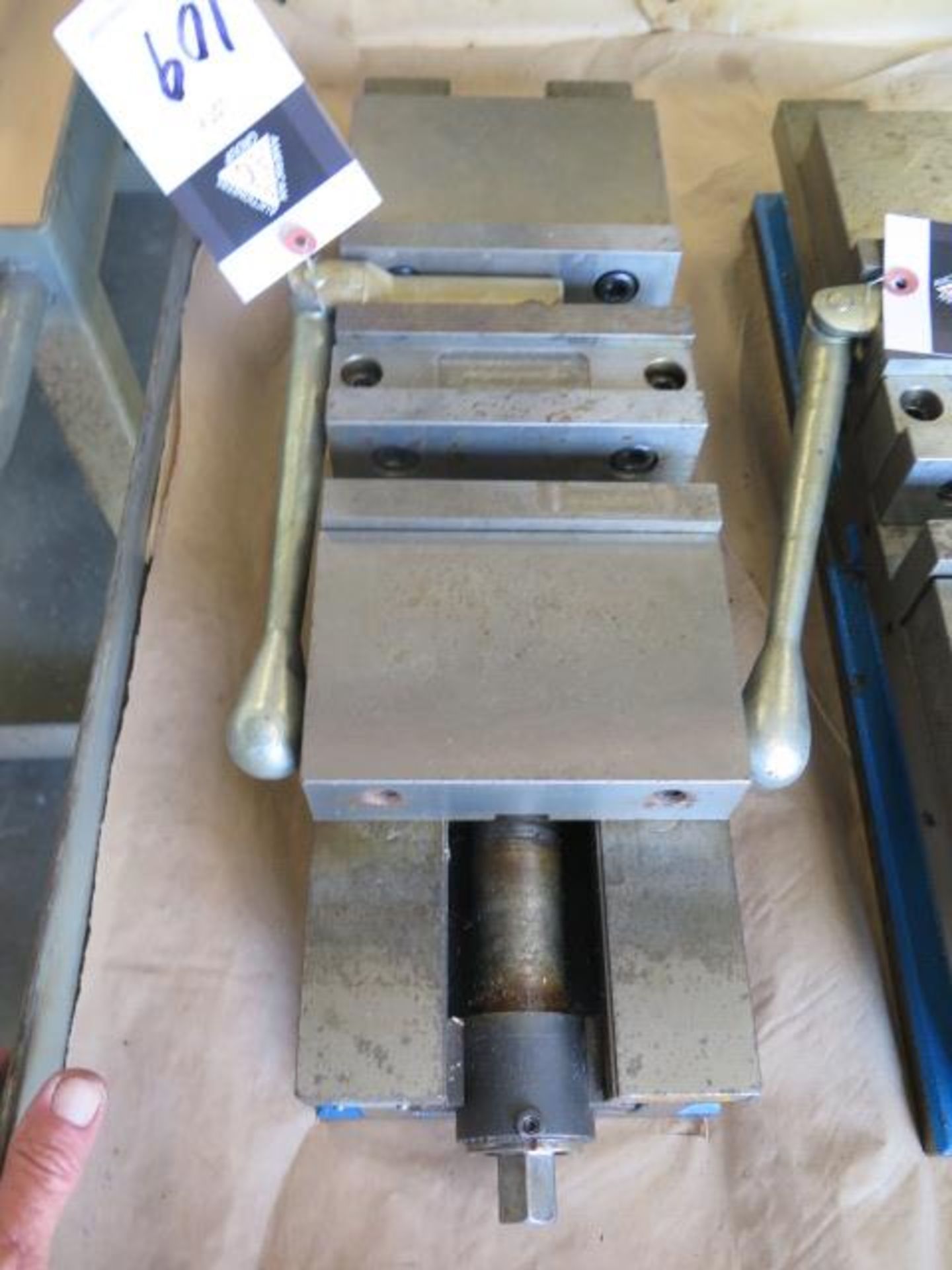 Kurt HDLM6 6" Double-Lock Vise (SOLD AS-IS - NO WARRANTY) - Image 2 of 5