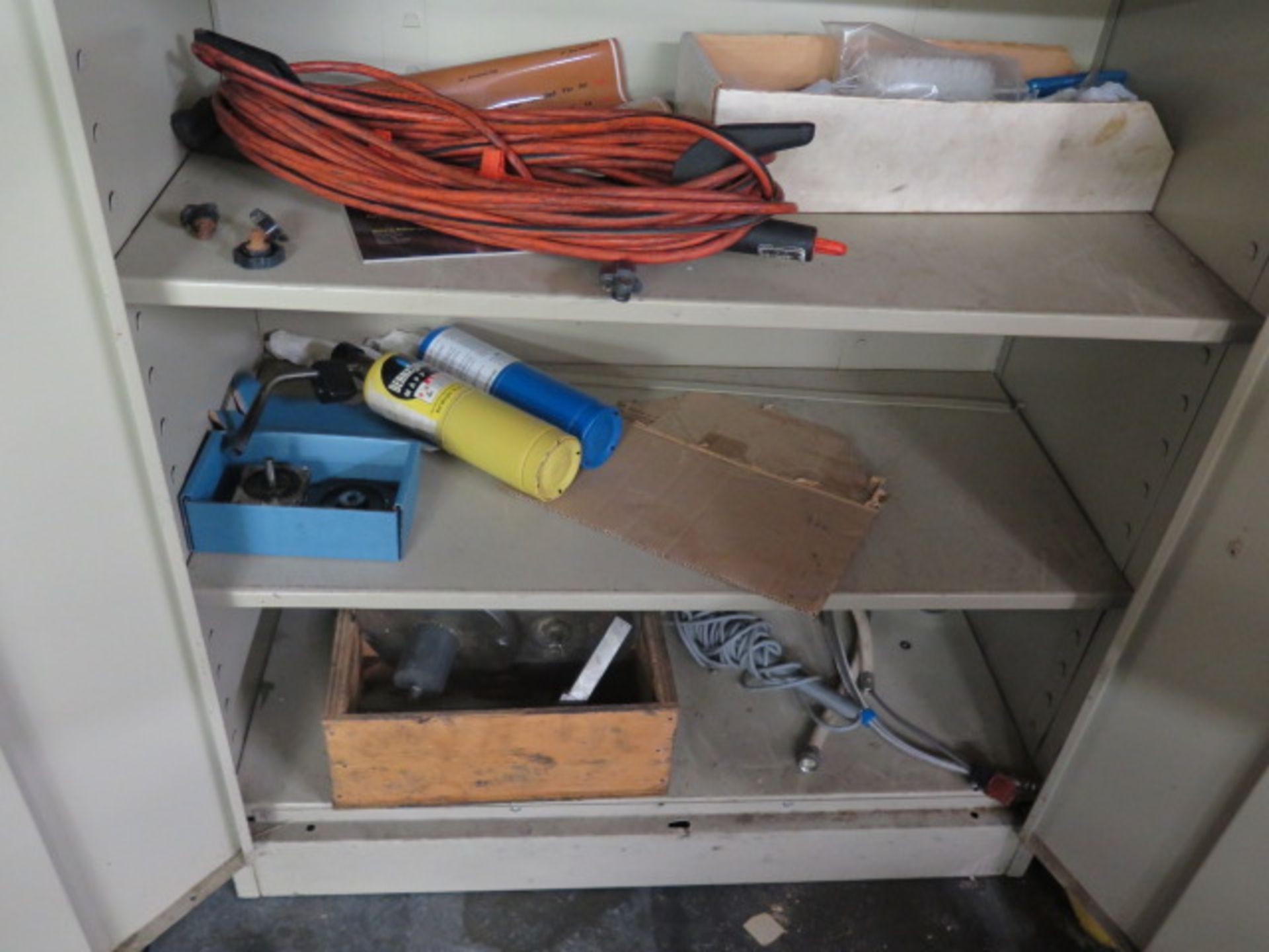 Storage Cabinet w/ Misc (SOLD AS-IS - NO WARRANTY) - Image 4 of 4