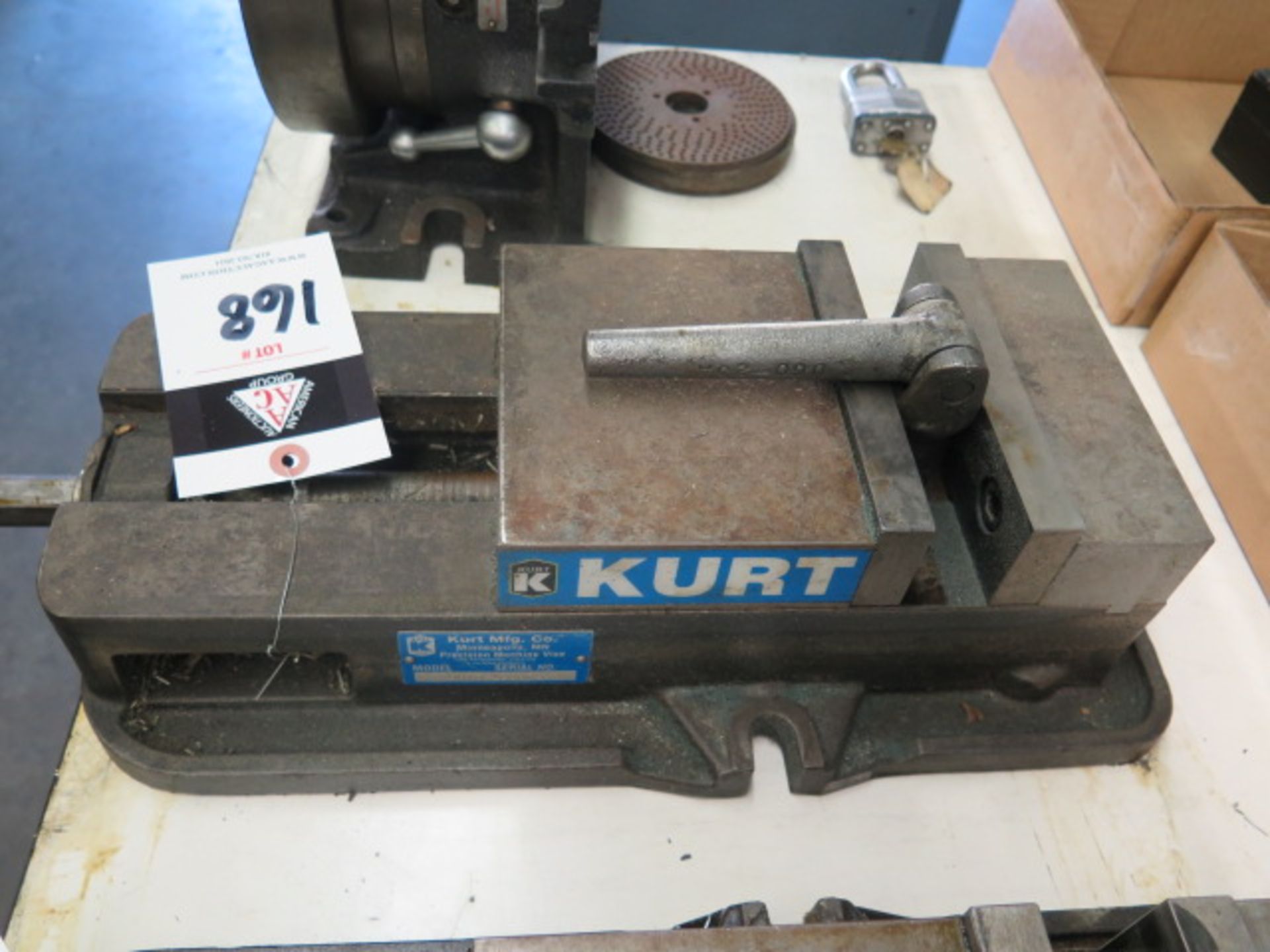 Kurt 6" Angle-Lock Vise (SOLD AS-IS - NO WARRANTY) - Image 3 of 5