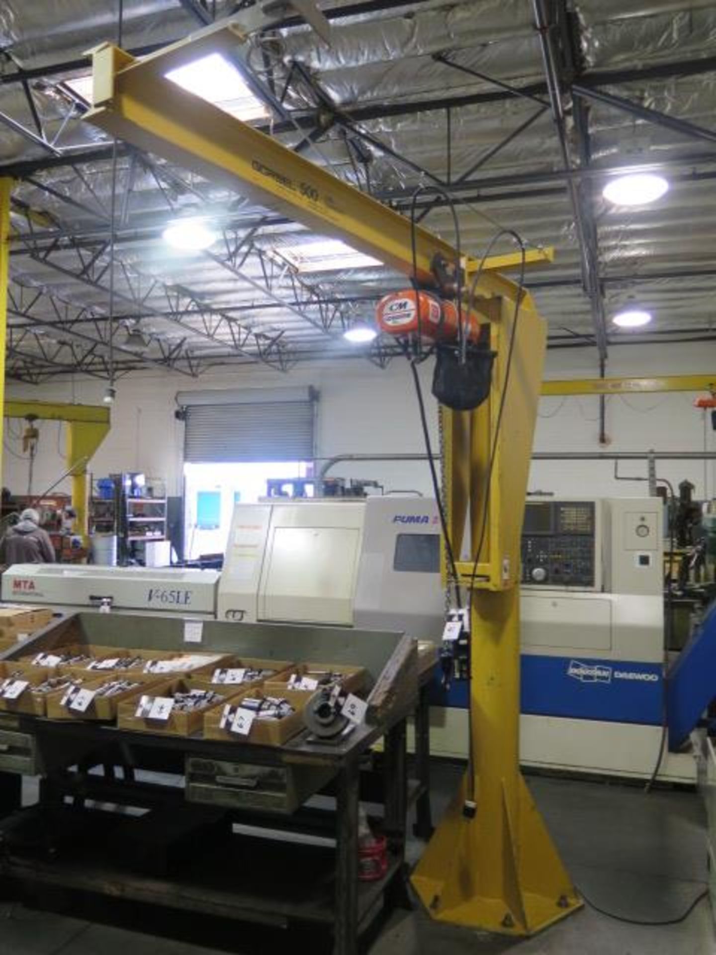 Gorbel 500 Lb Cap. Floor Mounted Jib w/ 500 Lb Cap. Electric Hoist (SOLD AS-IS - NO WARRANTY)