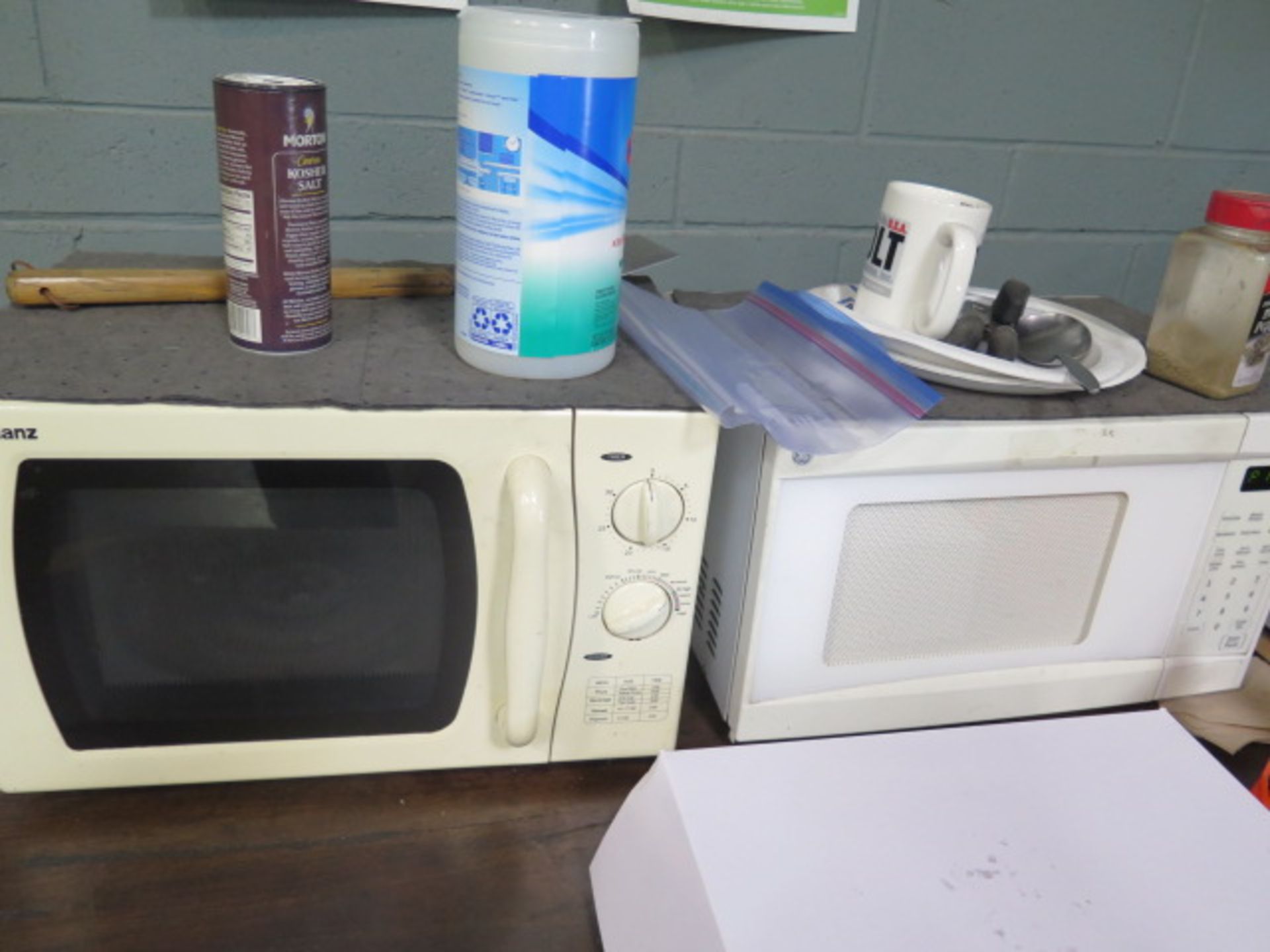 Kenmore Refrigerator, (3) Microwaves, Coffee Pot and (2) Tables (SOLD AS-IS - NO WARRANTY) - Image 3 of 5