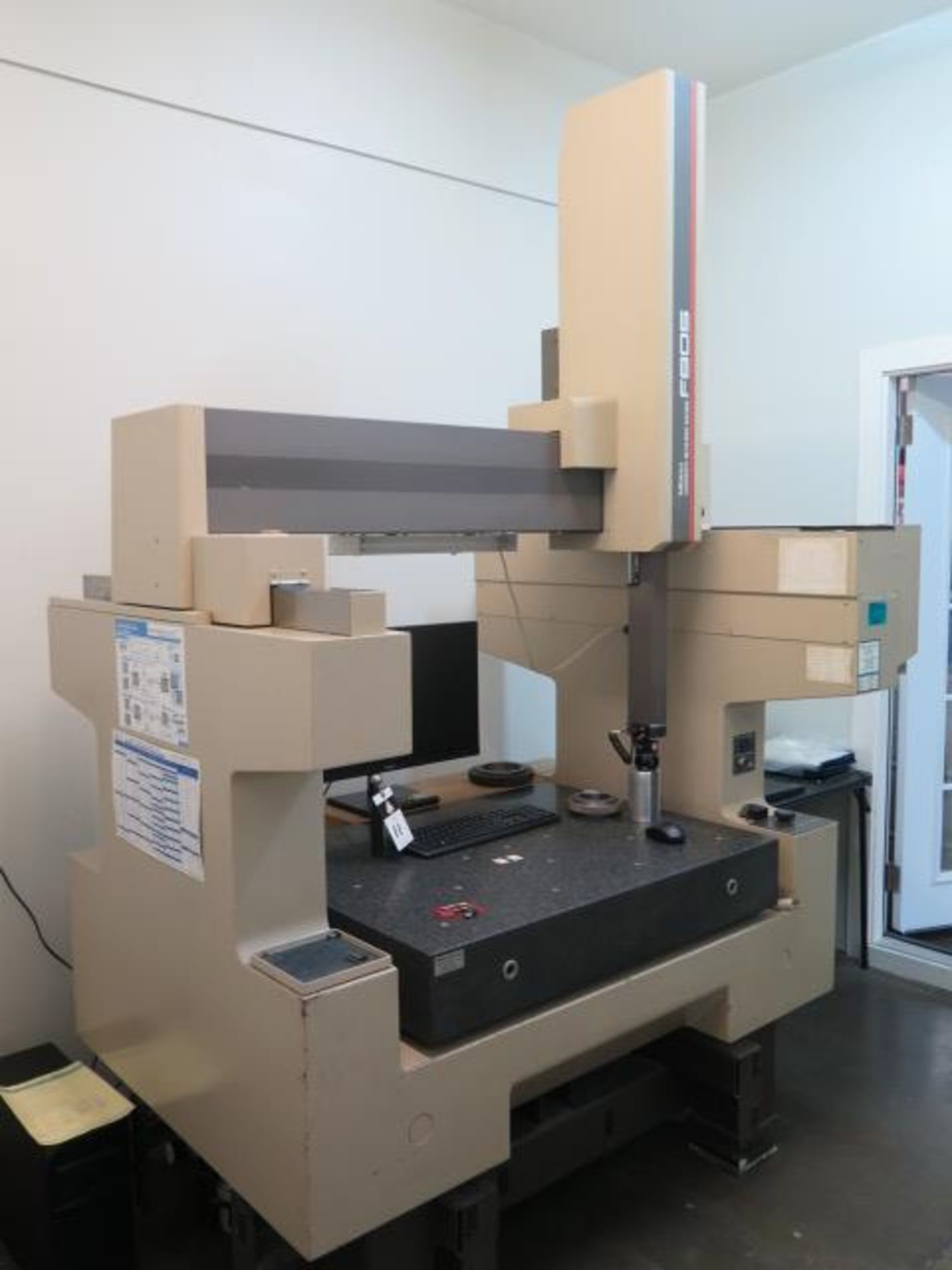 Mitutoyo F-805 CMM s/n 8809712, Renishaw PH8 Probe Head, Upgraded CMM-Man 2022 Software, SOLD AS IS