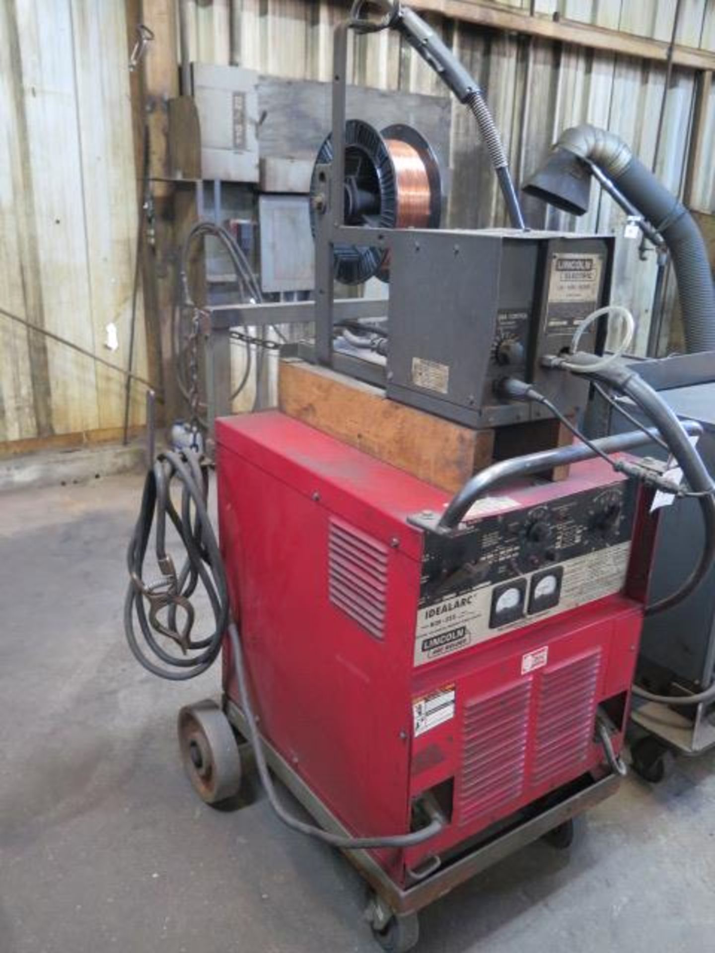 Lincoln Idealarc R3S-325 Arc Welding Power Source s/n AC-689271 (SOLD AS-IS - NO WARRANTY) - Image 2 of 8