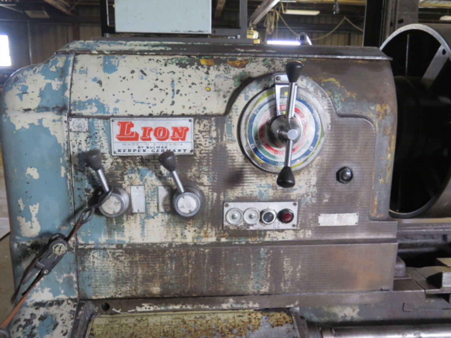 Lion C13/MB 32” x 230” Geared Head Lathe s/n C13MH-5000-80039 w/6-1000 RPM, Inch/mm Thrd, SOLD AS IS - Image 7 of 10