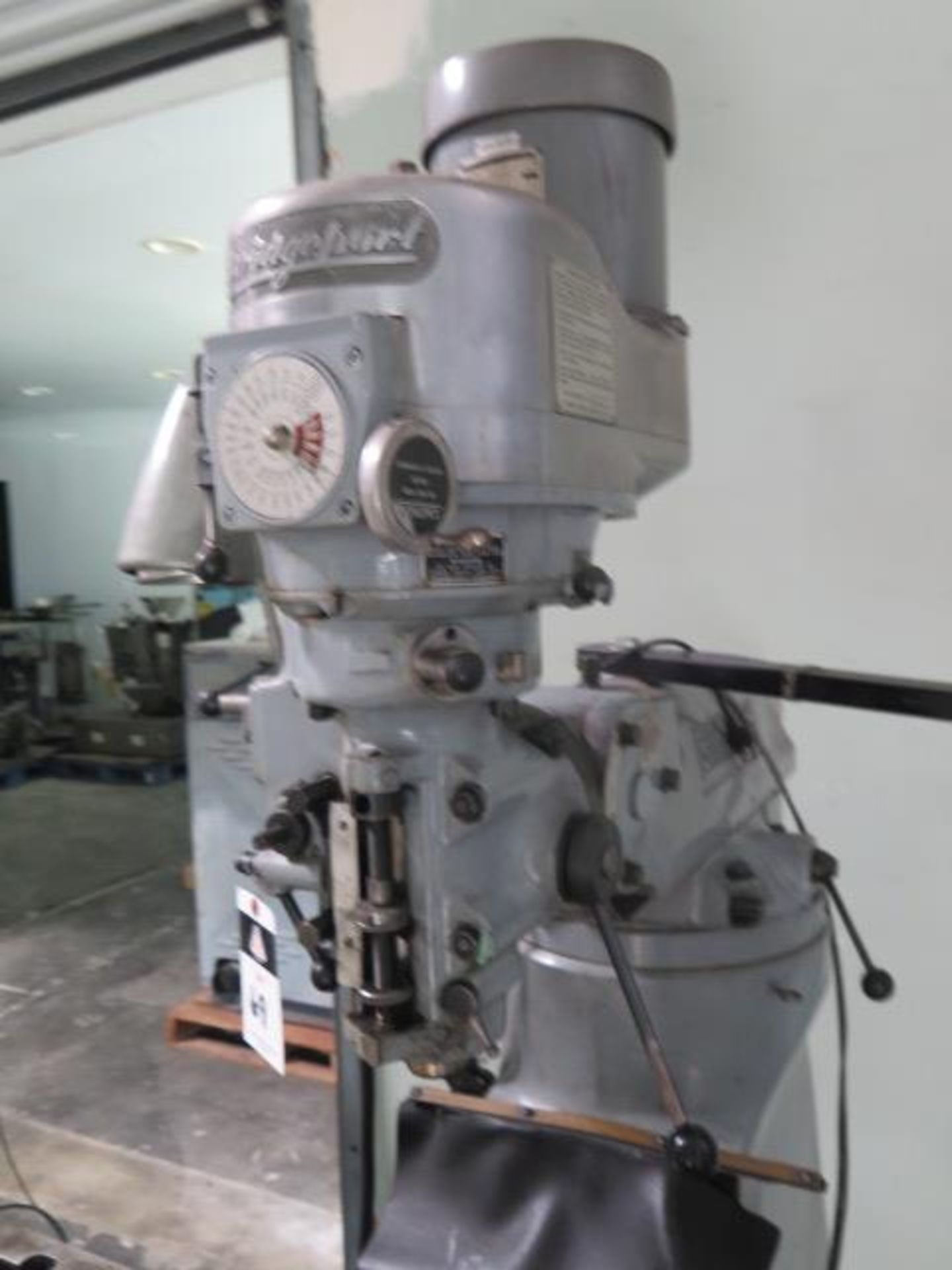 Bridgeport Vertical Mill s/n 151515 w/ Sterling DRO,1.5Hp Motor, 60-4200 Dial Change RPM, SOLD AS IS - Image 4 of 9