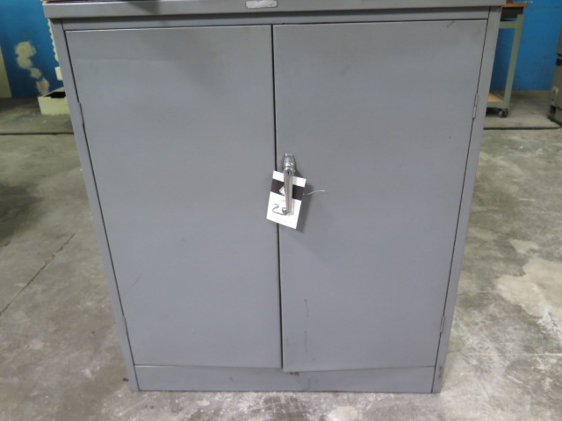 Storage Cabinet w/ Chuck Jaws and Misc (SOLD AS-IS - NO WARRANTY)