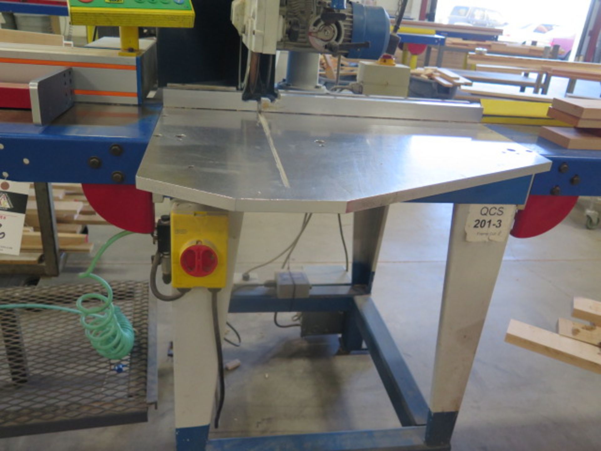 Omga 14” Radial Arm Saw w/ TigerStop 10‘ Programmable Stop System (SOLD AS-IS - NO WARRANTY) - Image 7 of 11